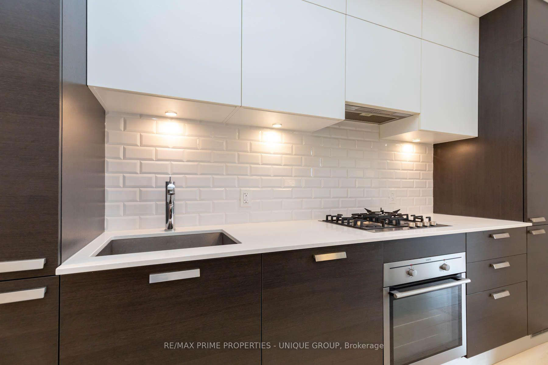 Photo 17 of Unit 304, 245 Perth Avenue, Toronto, Dovercourt-Wallace Emerson-Junction — HOMEH