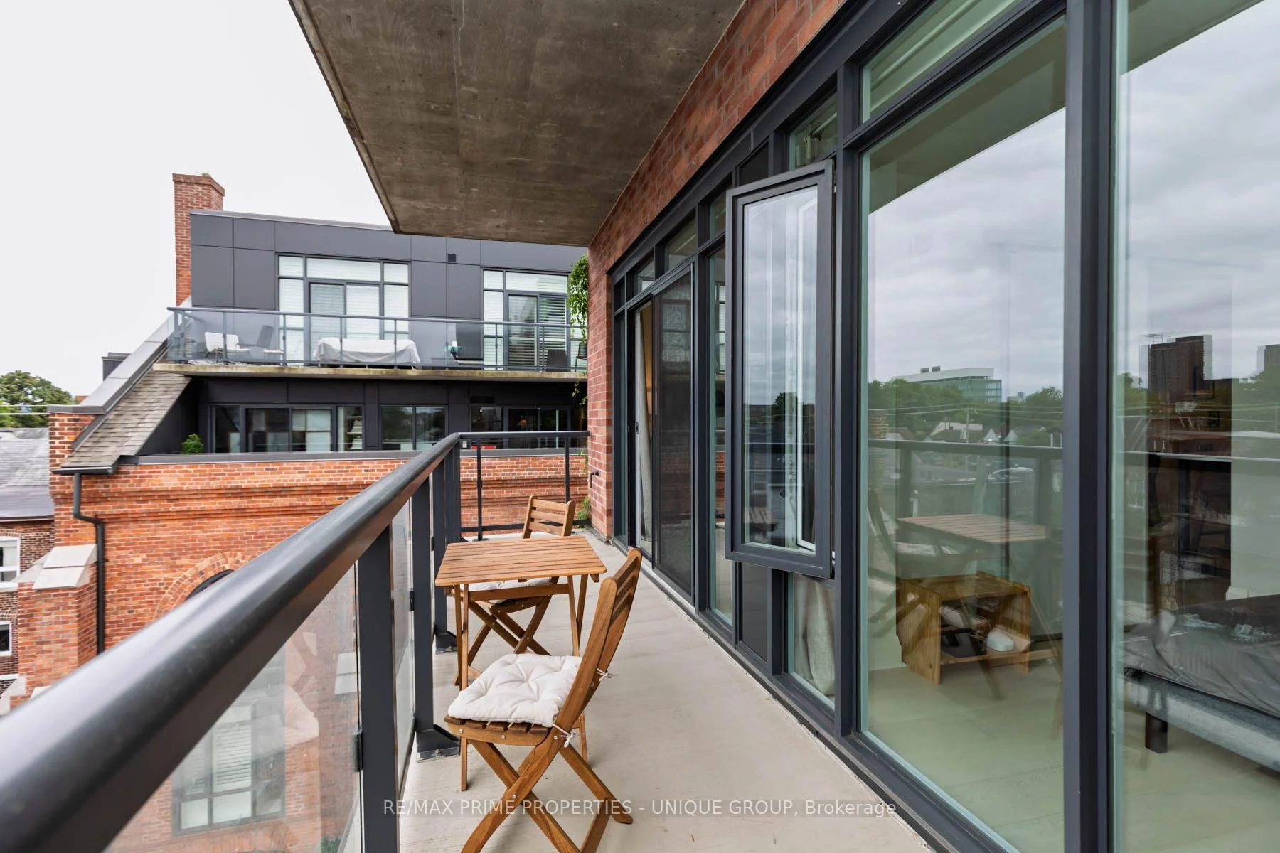 Photo 31 of Unit 304, 245 Perth Avenue, Toronto, Dovercourt-Wallace Emerson-Junction — HOMEH