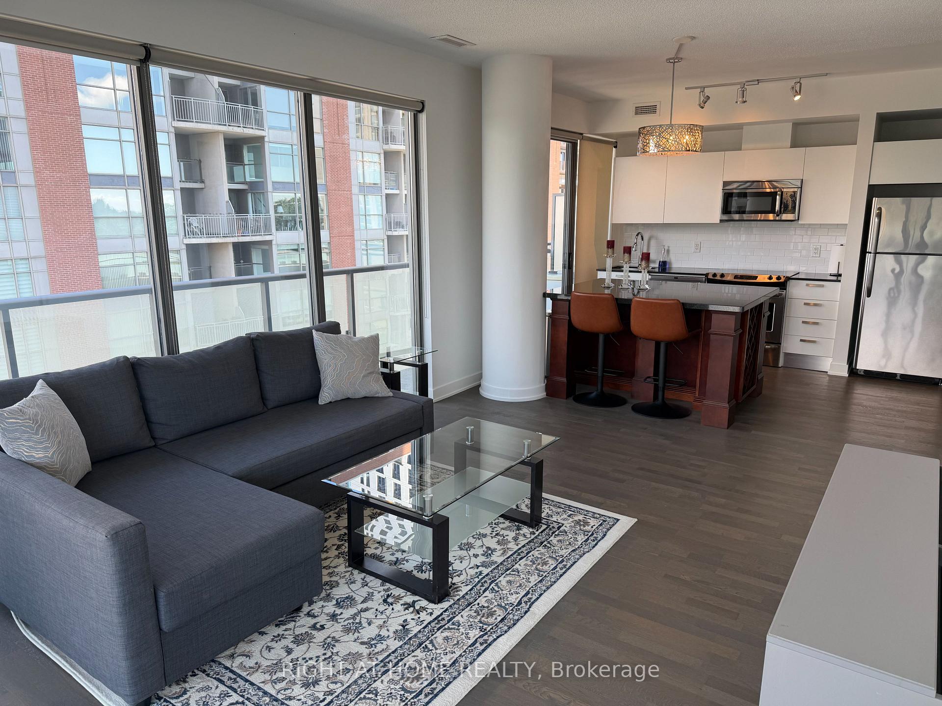 Photo 5 of Unit 704, 1815 Yonge Street, Toronto, Mount Pleasant West — HOMEH