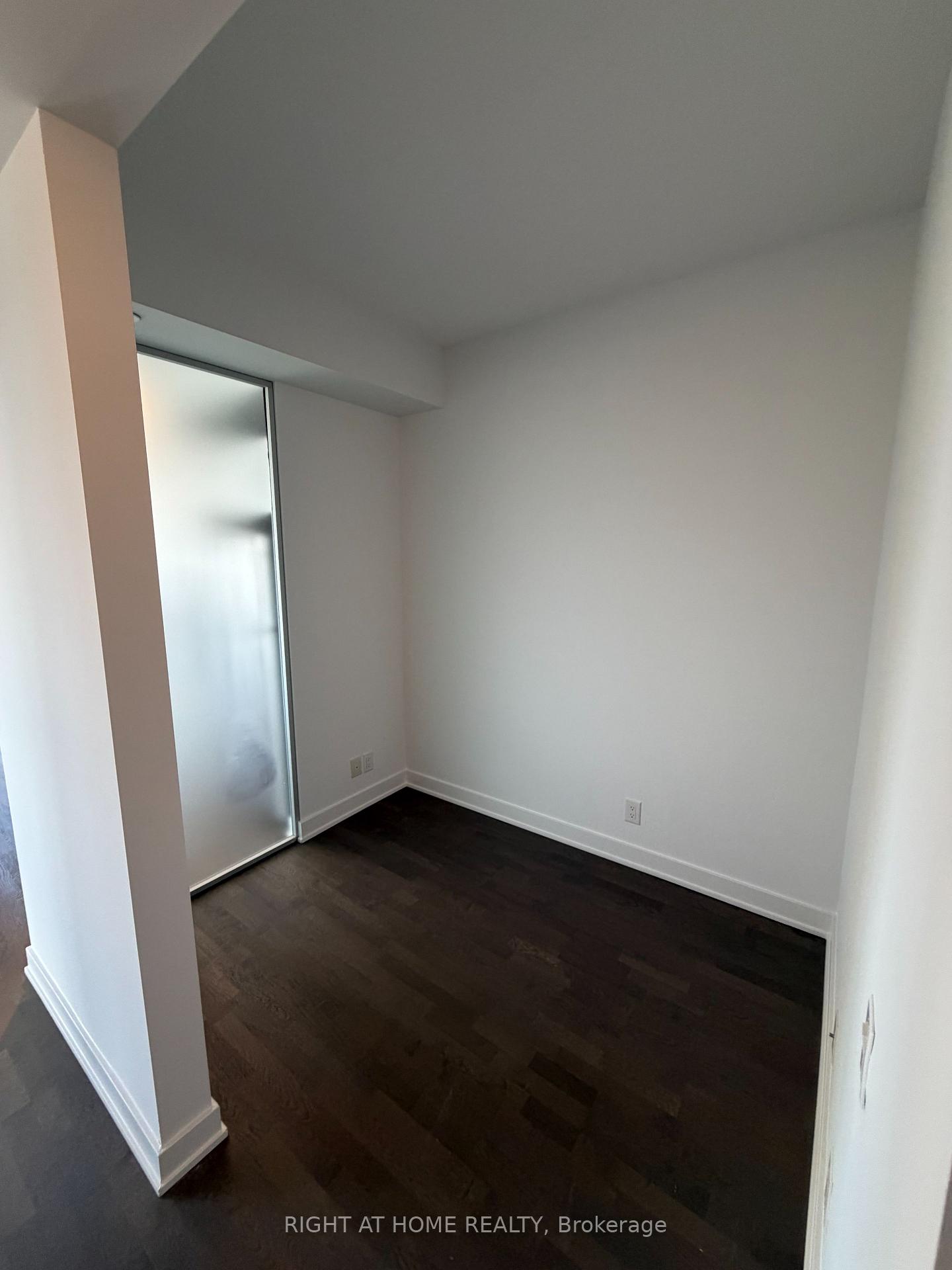 Photo 15 of Unit 704, 1815 Yonge Street, Toronto, Mount Pleasant West — HOMEH