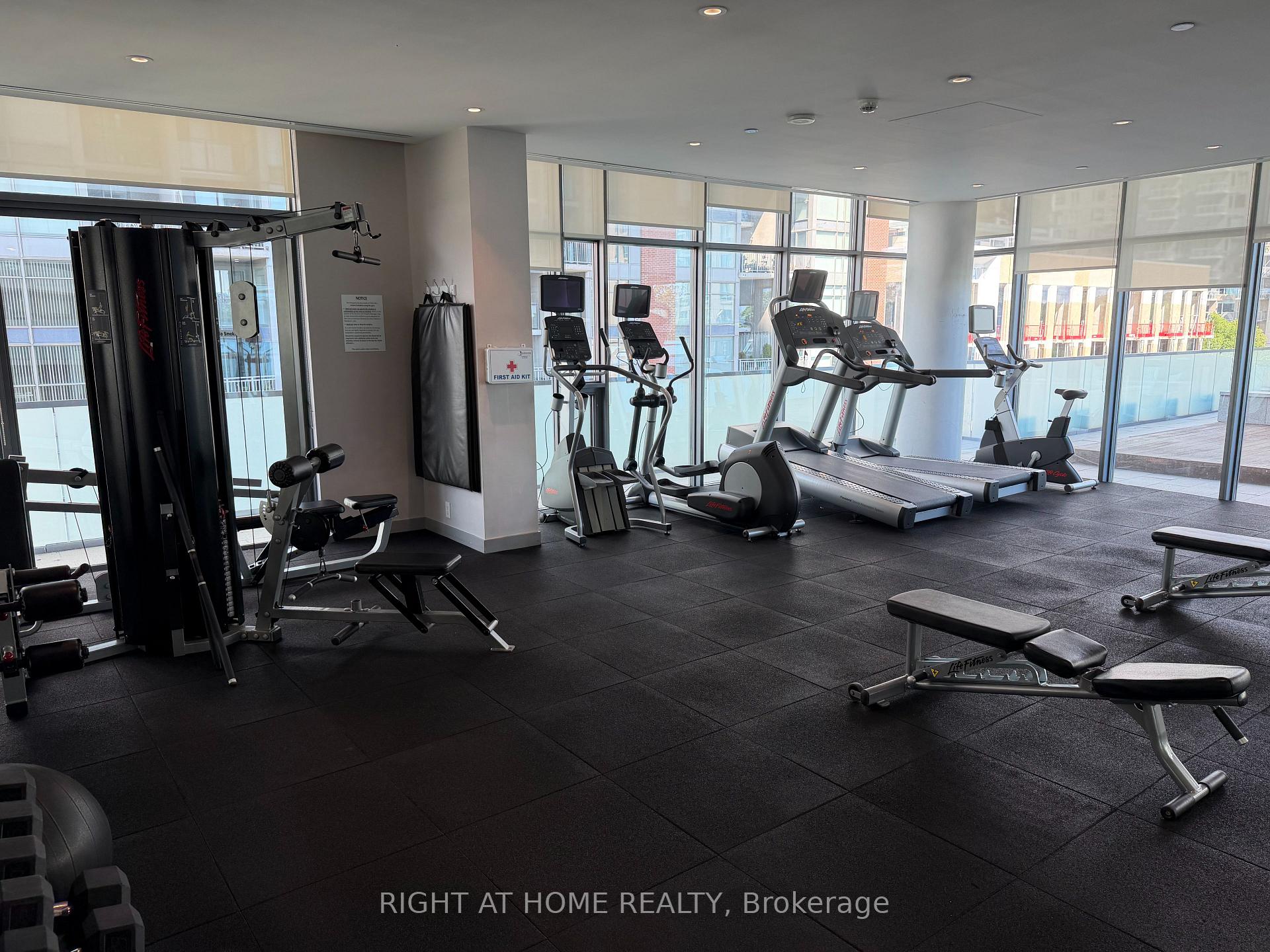 Photo 23 of Unit 704, 1815 Yonge Street, Toronto, Mount Pleasant West — HOMEH