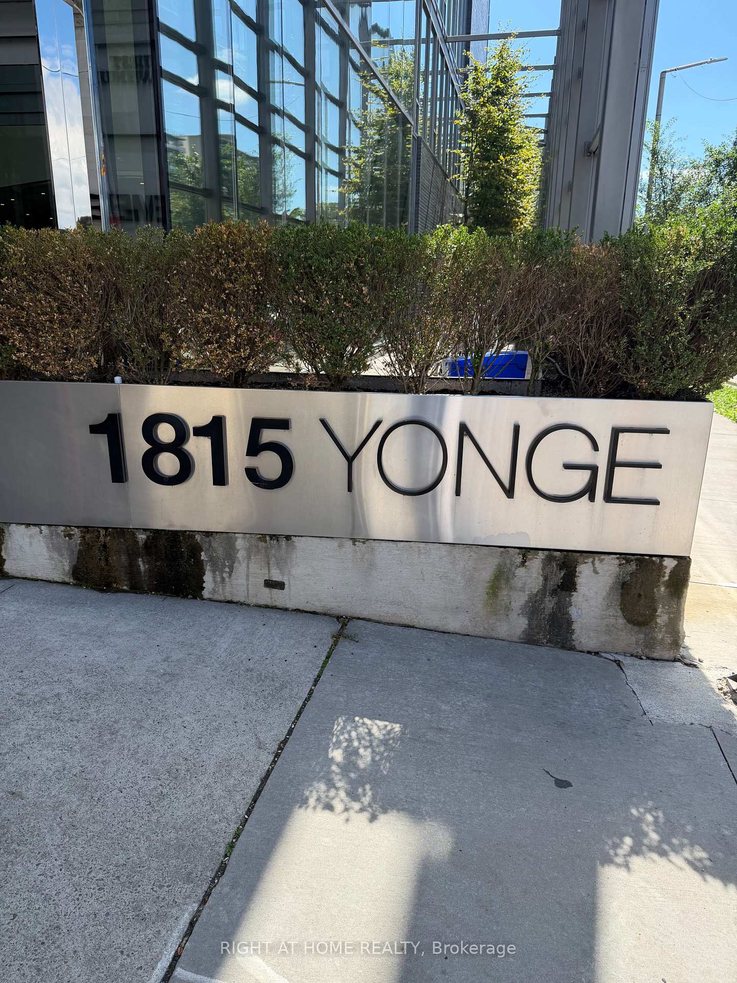 Photo 25 of Unit 704, 1815 Yonge Street, Toronto, Mount Pleasant West — HOMEH