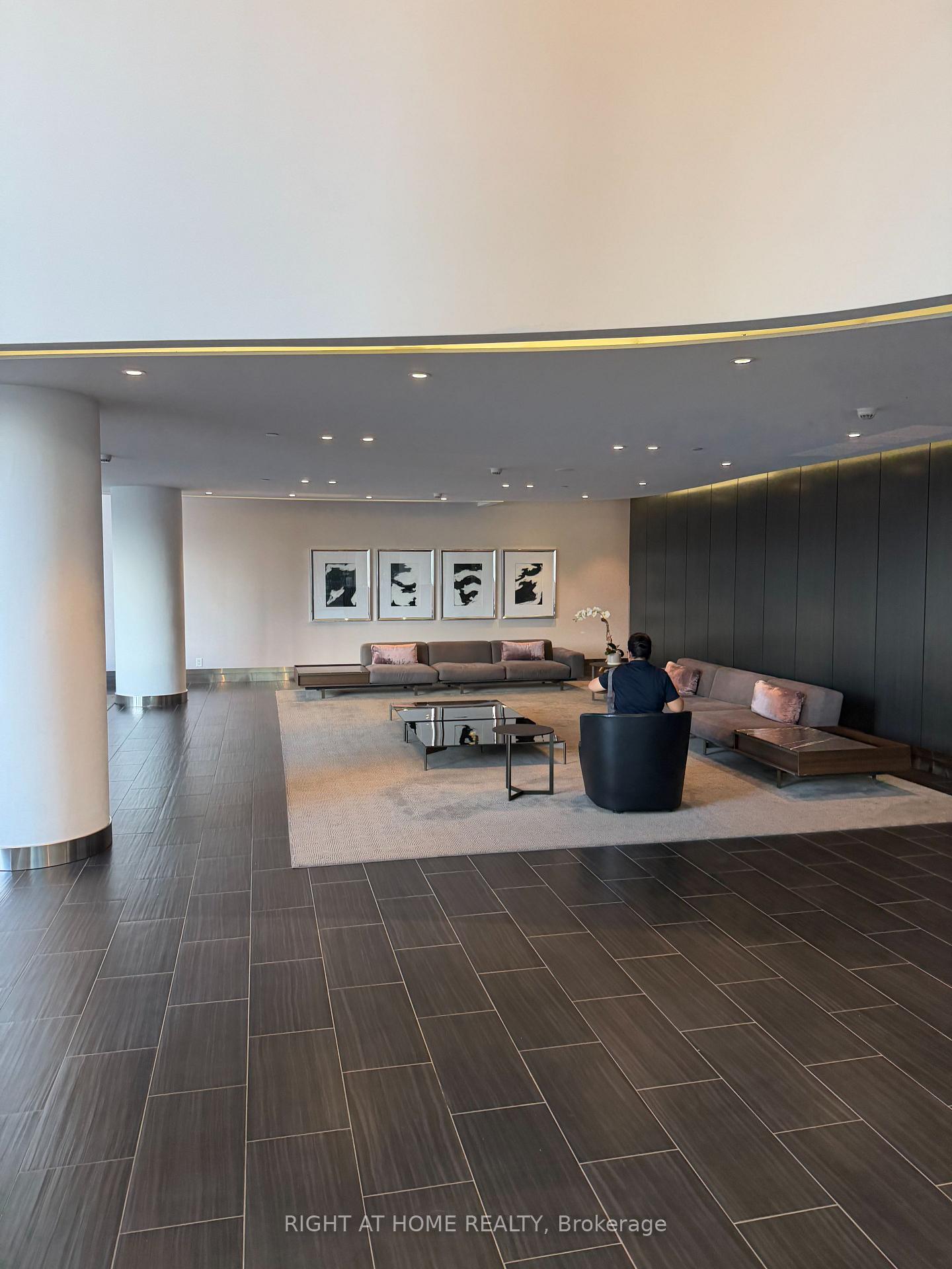 Photo 27 of Unit 704, 1815 Yonge Street, Toronto, Mount Pleasant West — HOMEH