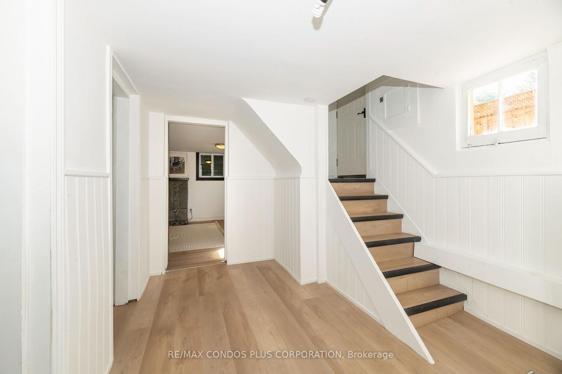 Photo 20 of 11 Elton Crescent, Etobicoke, Long Branch — HOMEH
