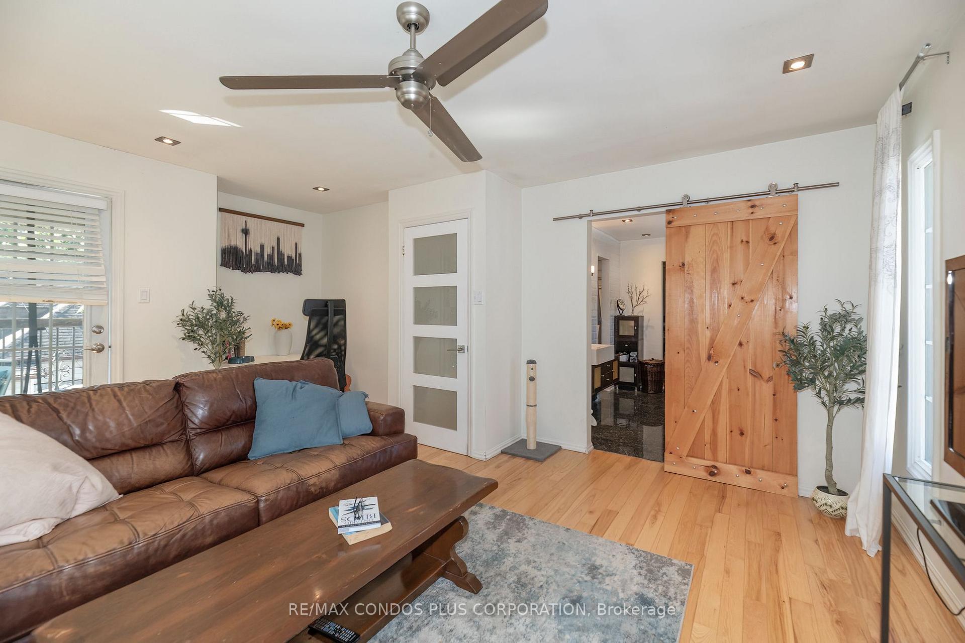 Photo 28 of 11 Elton Crescent, Etobicoke, Long Branch — HOMEH