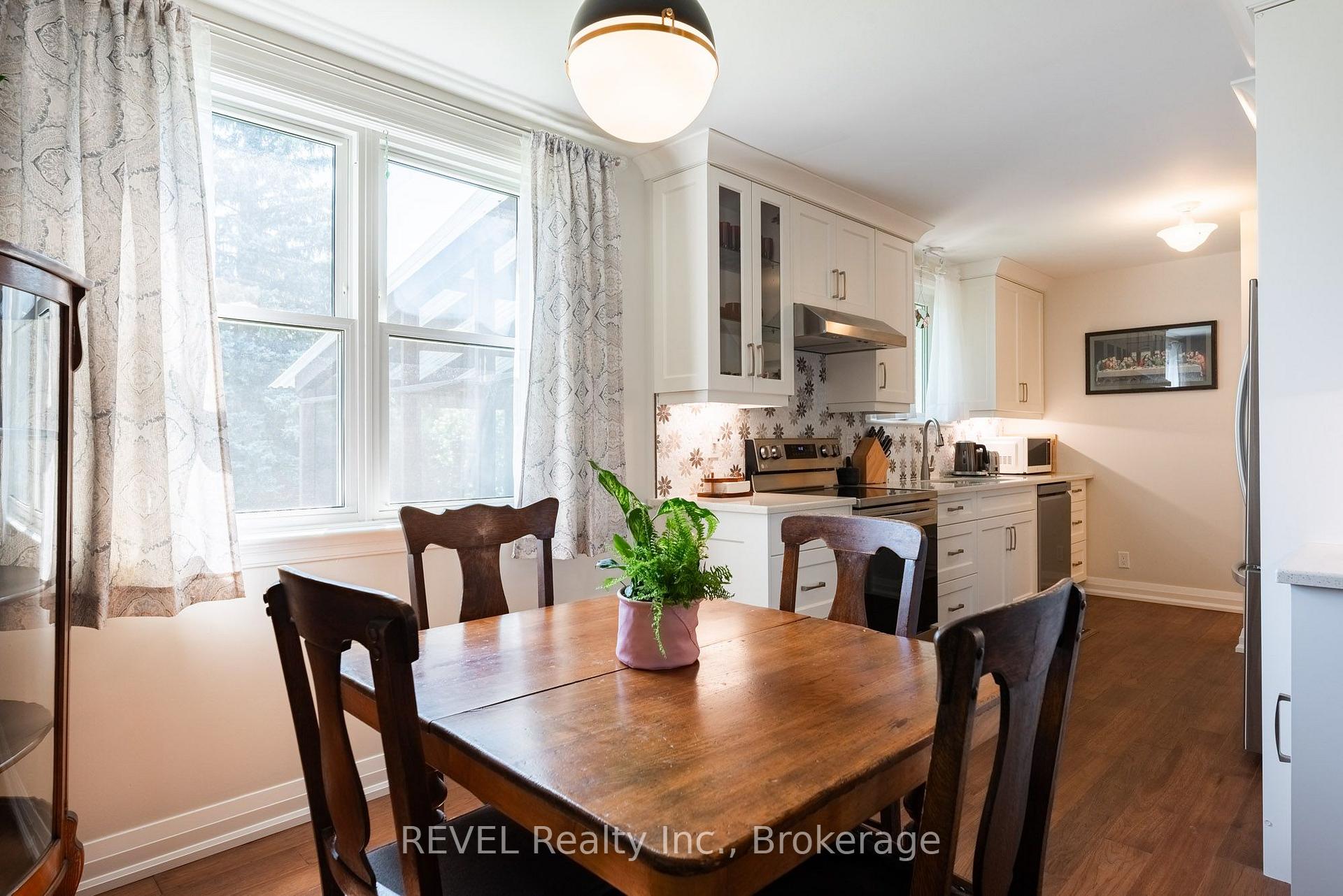 Photo 10 of 5682 Hanan Avenue, Niagara Falls, Hospital — HOMEH