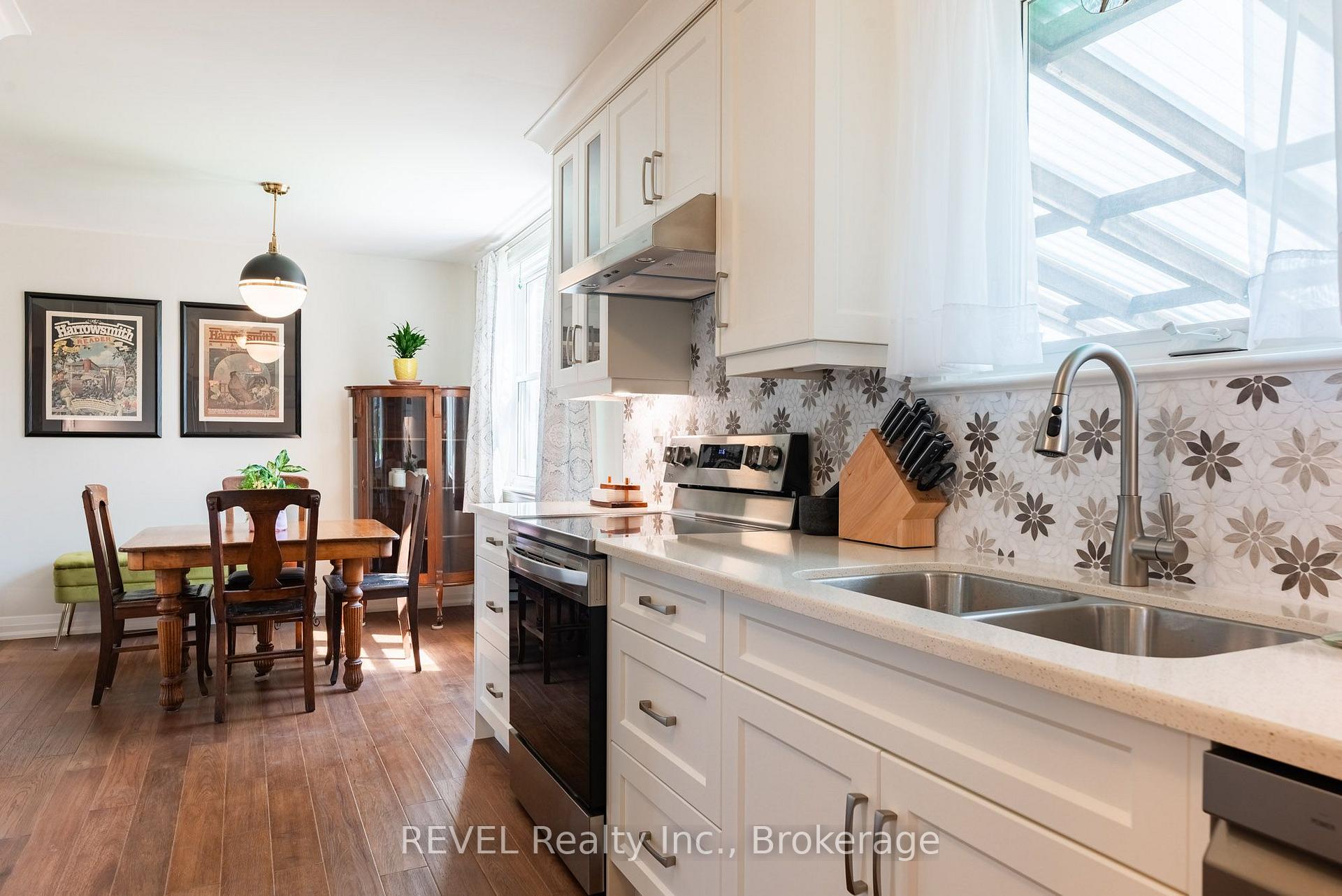 Photo 14 of 5682 Hanan Avenue, Niagara Falls, Hospital — HOMEH