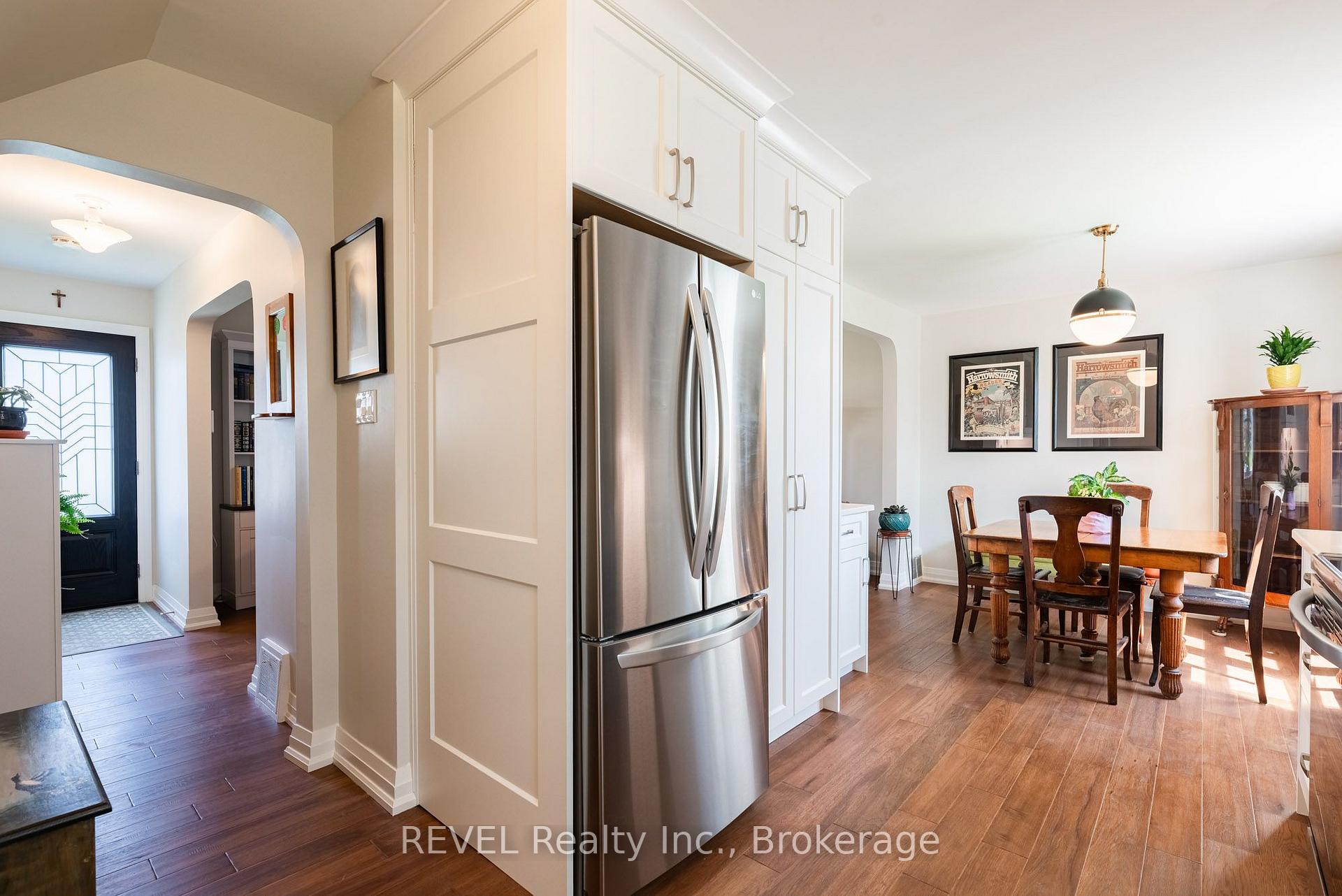 Photo 15 of 5682 Hanan Avenue, Niagara Falls, Hospital — HOMEH