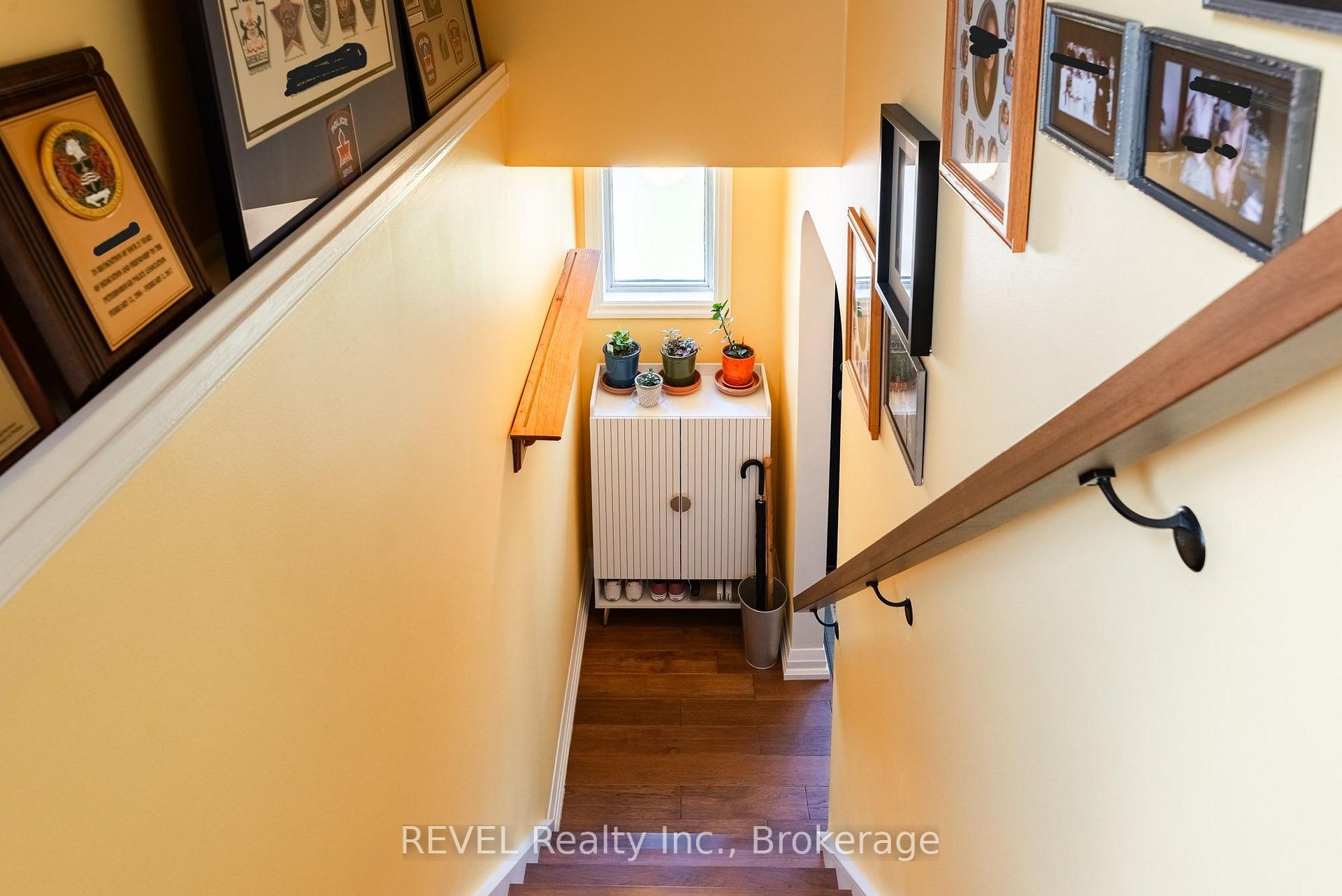 Photo 16 of 5682 Hanan Avenue, Niagara Falls, Hospital — HOMEH