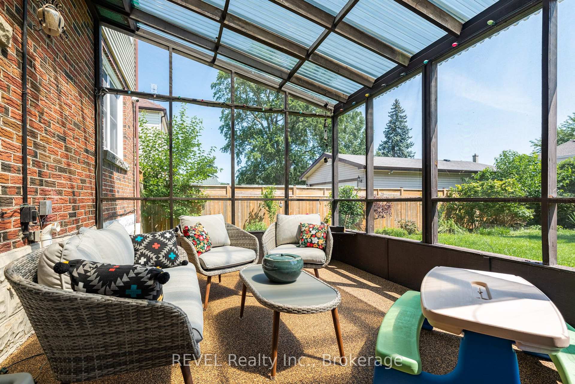 Photo 27 of 5682 Hanan Avenue, Niagara Falls, Hospital — HOMEH