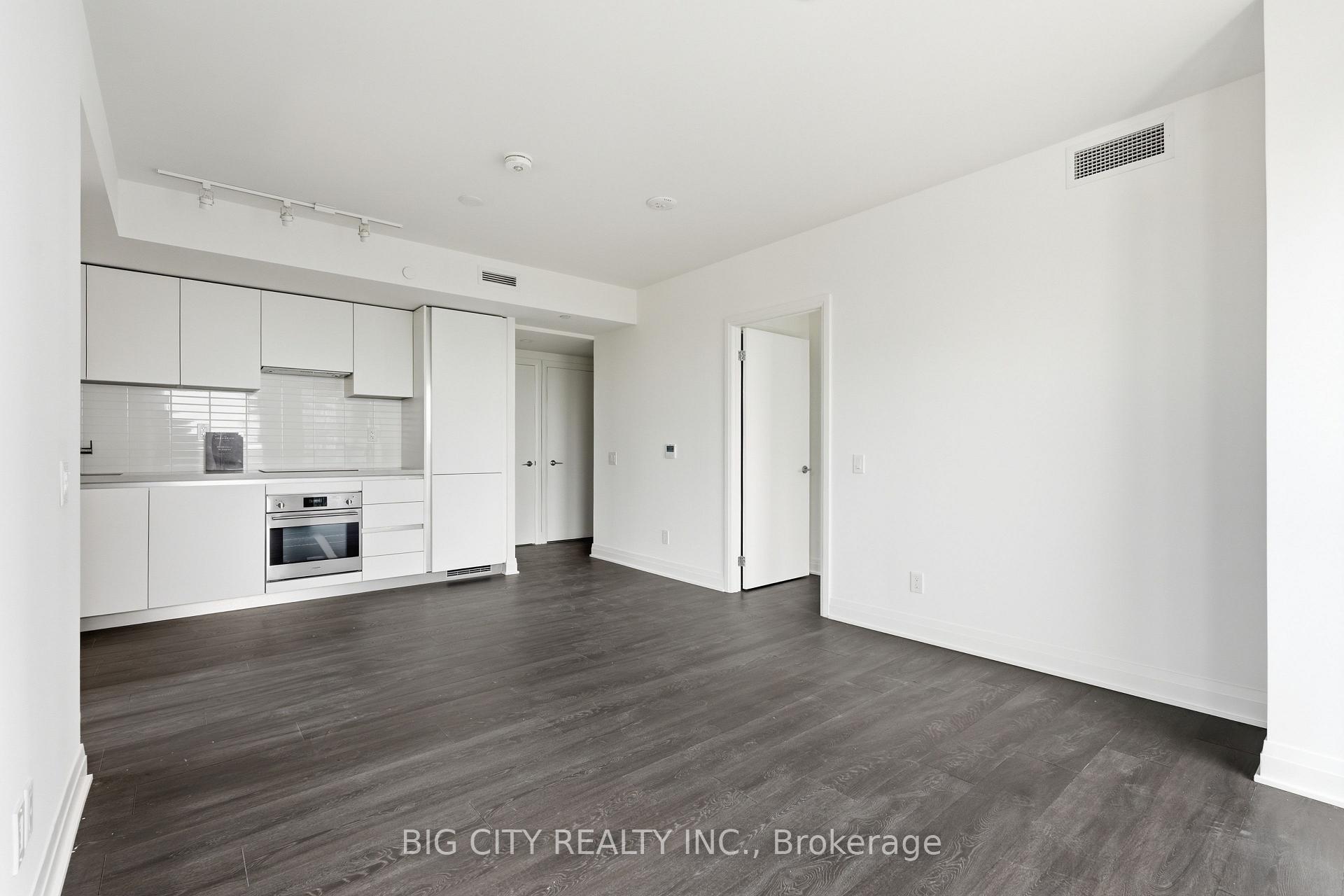 Photo 8 of Unit 1807, 25 Frederick Todd Way, Toronto, Thorncliffe Park — HOMEH