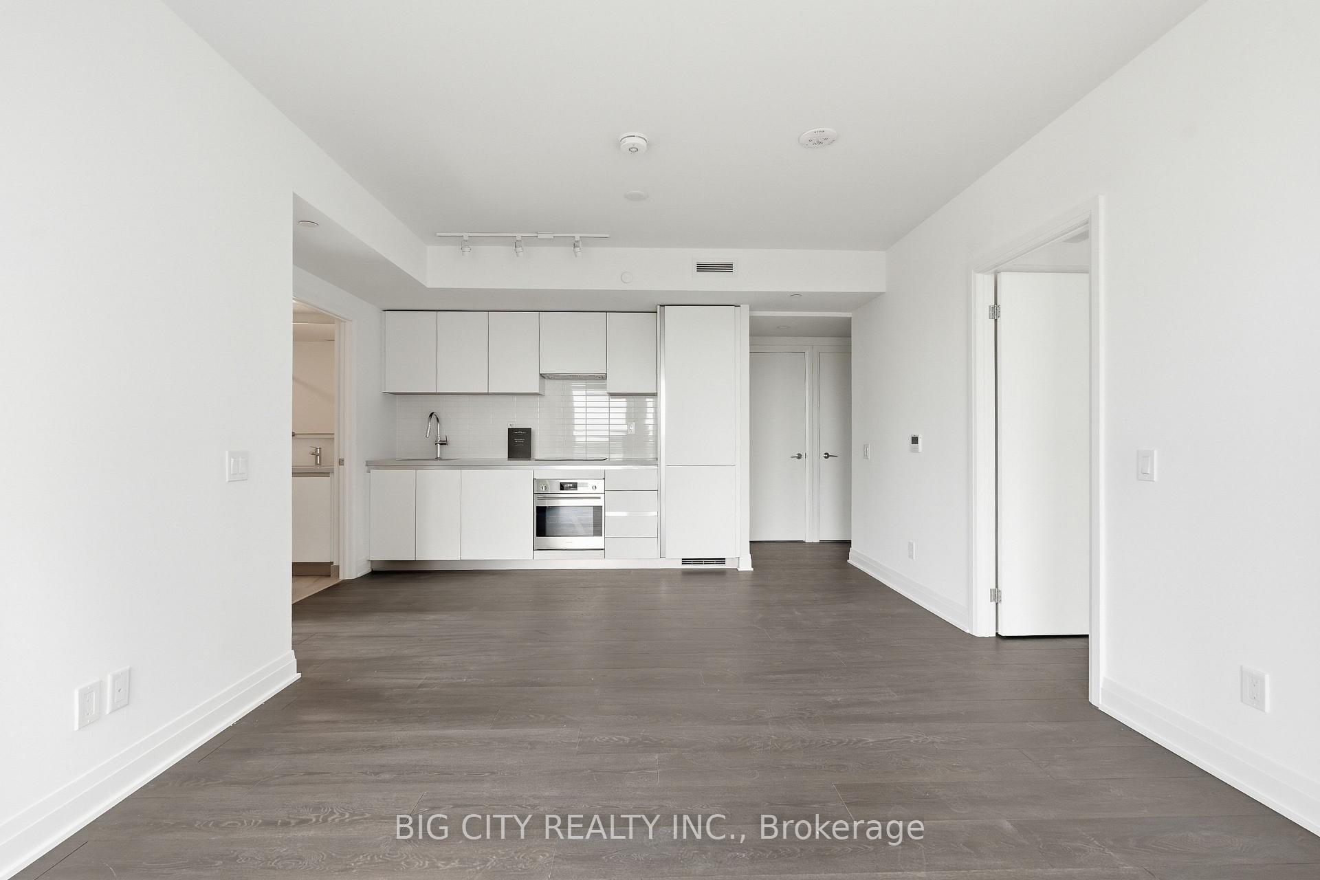 Photo 9 of Unit 1807, 25 Frederick Todd Way, Toronto, Thorncliffe Park — HOMEH