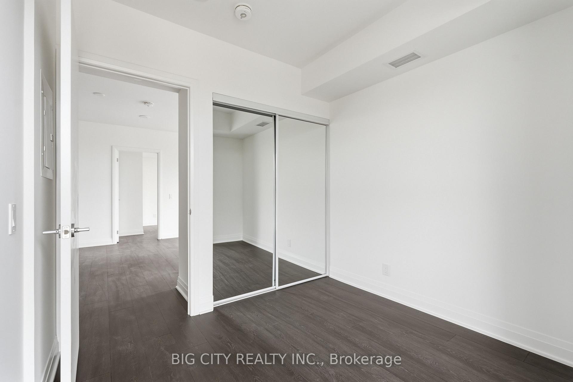 Photo 13 of Unit 1807, 25 Frederick Todd Way, Toronto, Thorncliffe Park — HOMEH