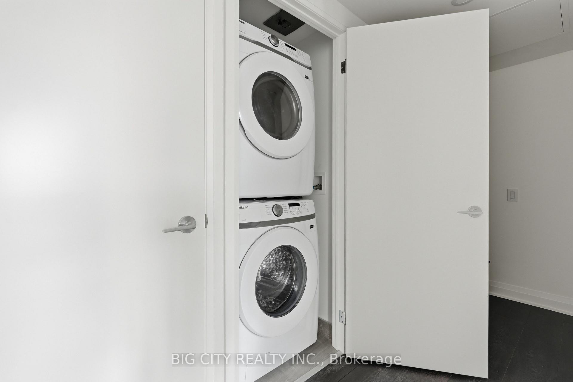 Photo 19 of Unit 1807, 25 Frederick Todd Way, Toronto, Thorncliffe Park — HOMEH