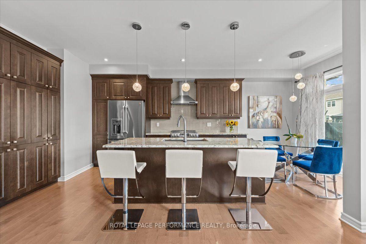 Photo 9 of 929 Verbena Crescent, Ottawa, Blossom Park/Kemp Park/Findlay Creek — HOMEH