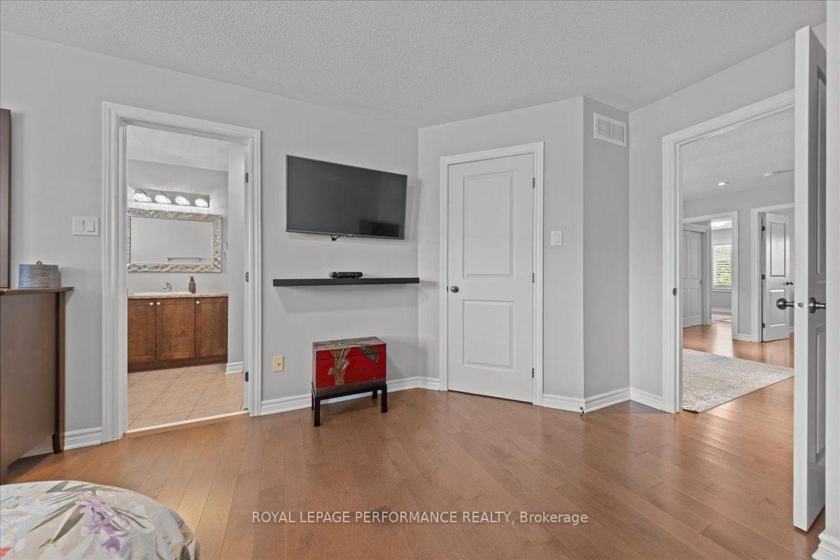Photo 23 of 929 Verbena Crescent, Ottawa, Blossom Park/Kemp Park/Findlay Creek — HOMEH
