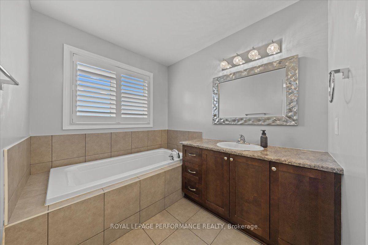 Photo 24 of 929 Verbena Crescent, Ottawa, Blossom Park/Kemp Park/Findlay Creek — HOMEH
