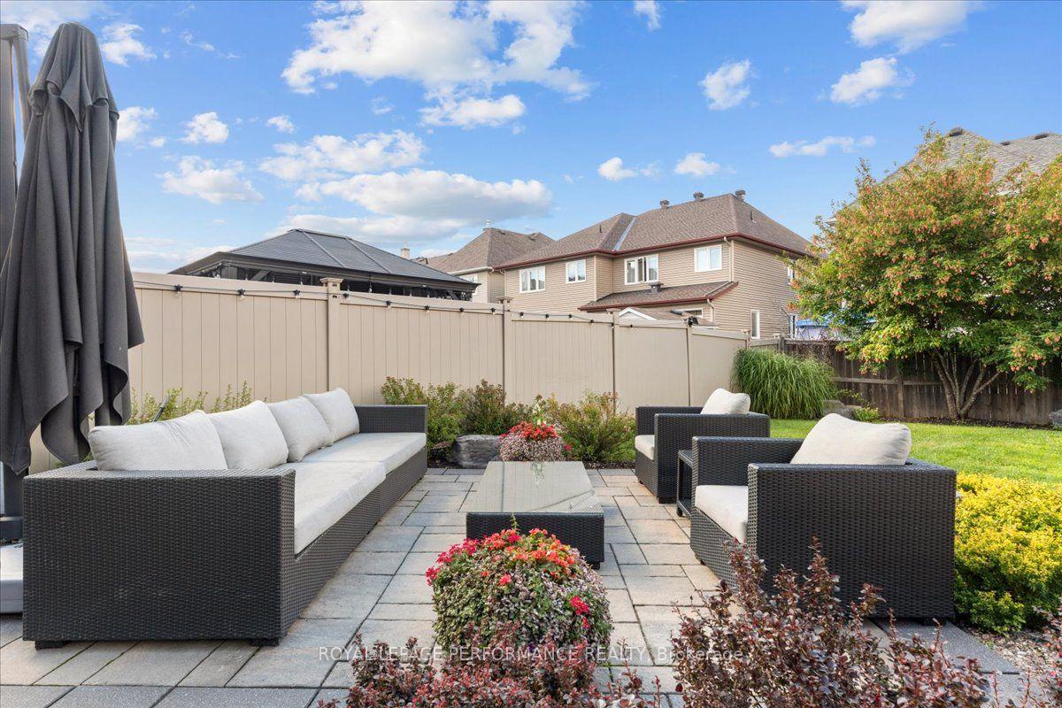 Photo 38 of 929 Verbena Crescent, Ottawa, Blossom Park/Kemp Park/Findlay Creek — HOMEH