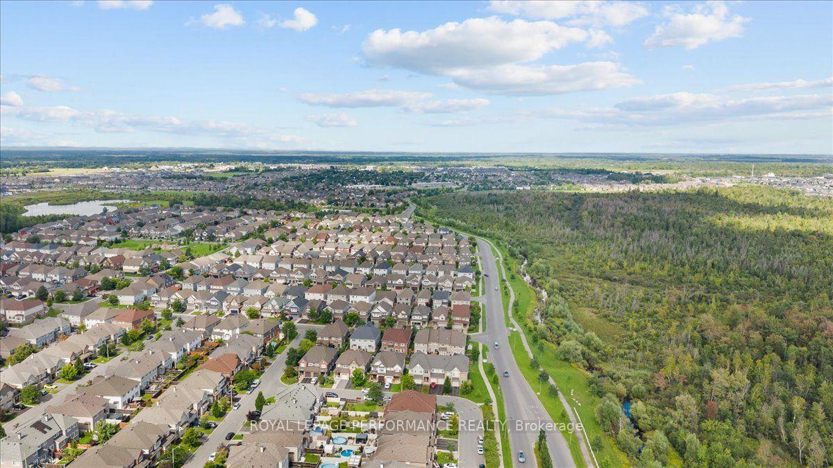 Photo 43 of 929 Verbena Crescent, Ottawa, Blossom Park/Kemp Park/Findlay Creek — HOMEH
