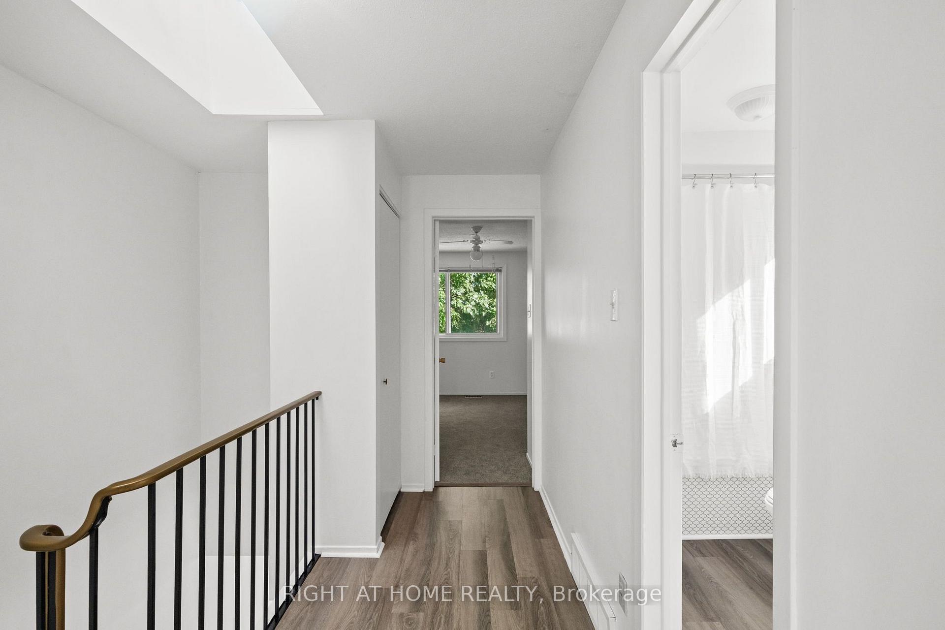 Photo 13 of 158F Valley Stream Drive, Ottawa, Leslie Park — HOMEH