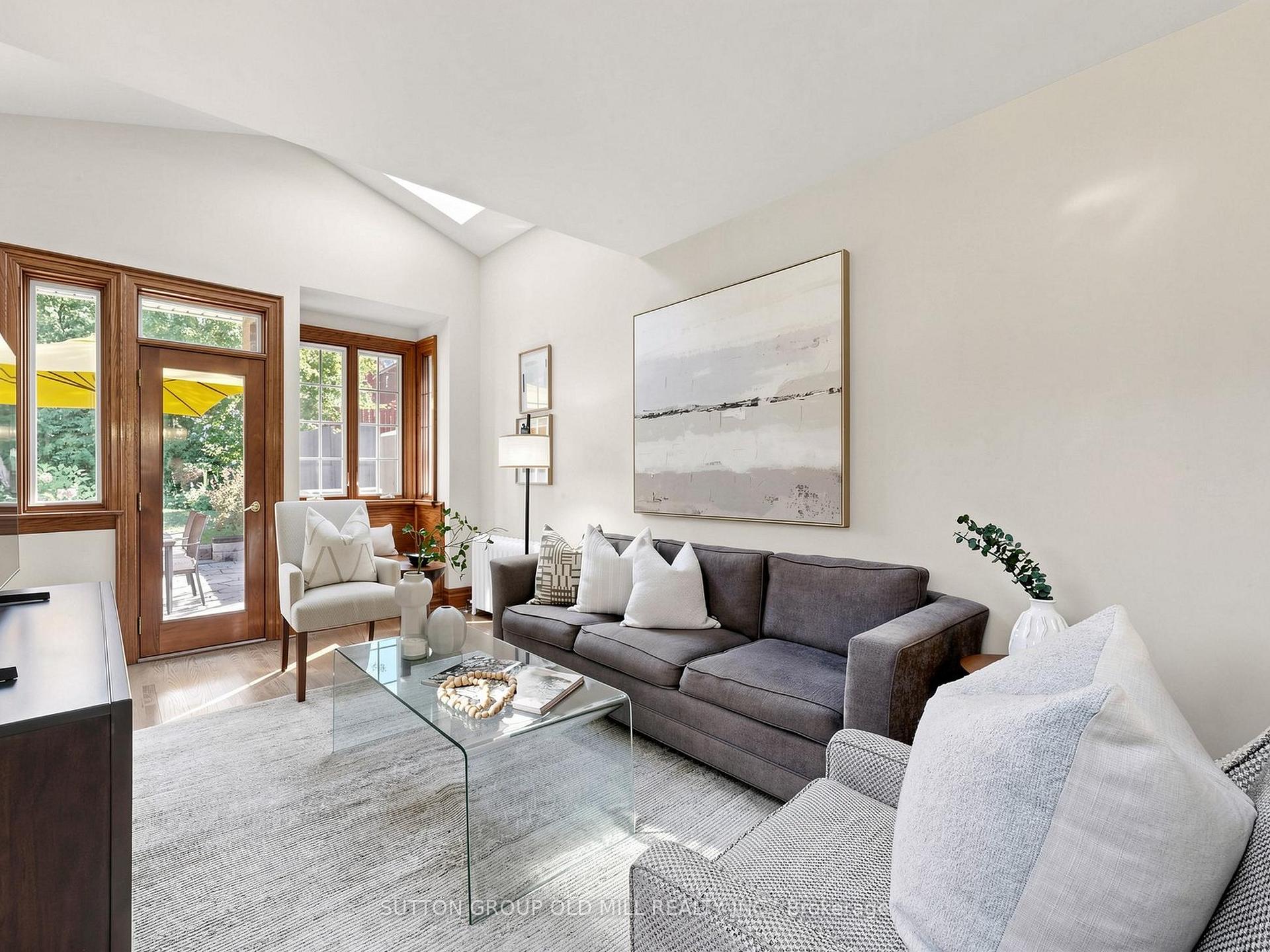 Photo 16 of 67 Old Mill Drive, Toronto, Lambton Baby Point — HOMEH