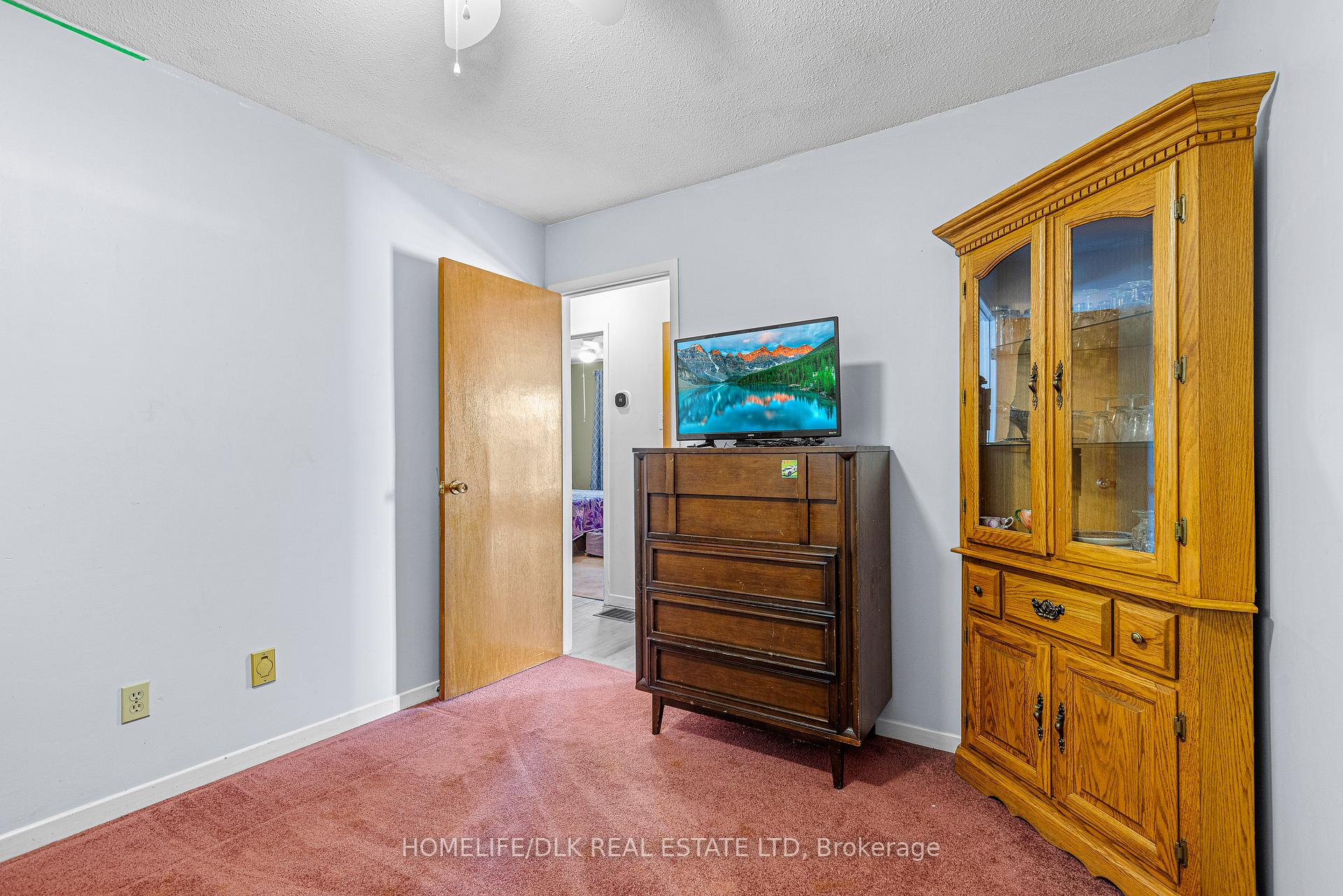 Photo 19 of 794 Comstock Crescent, Brockville, Brockville — HOMEH