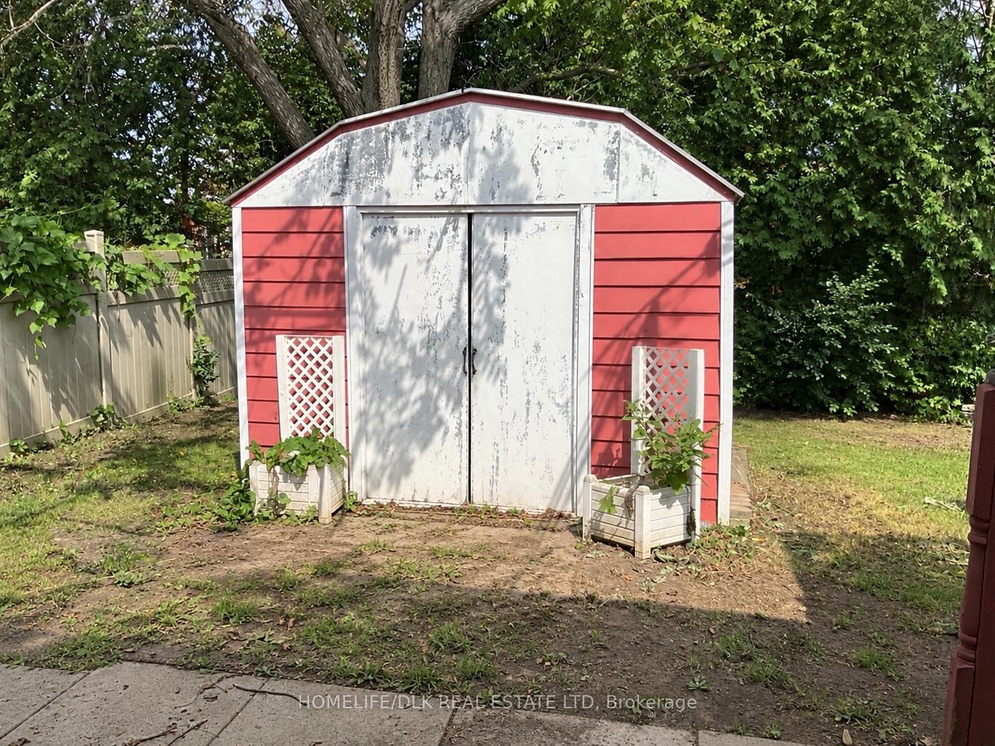 Photo 34 of 794 Comstock Crescent, Brockville, Brockville — HOMEH