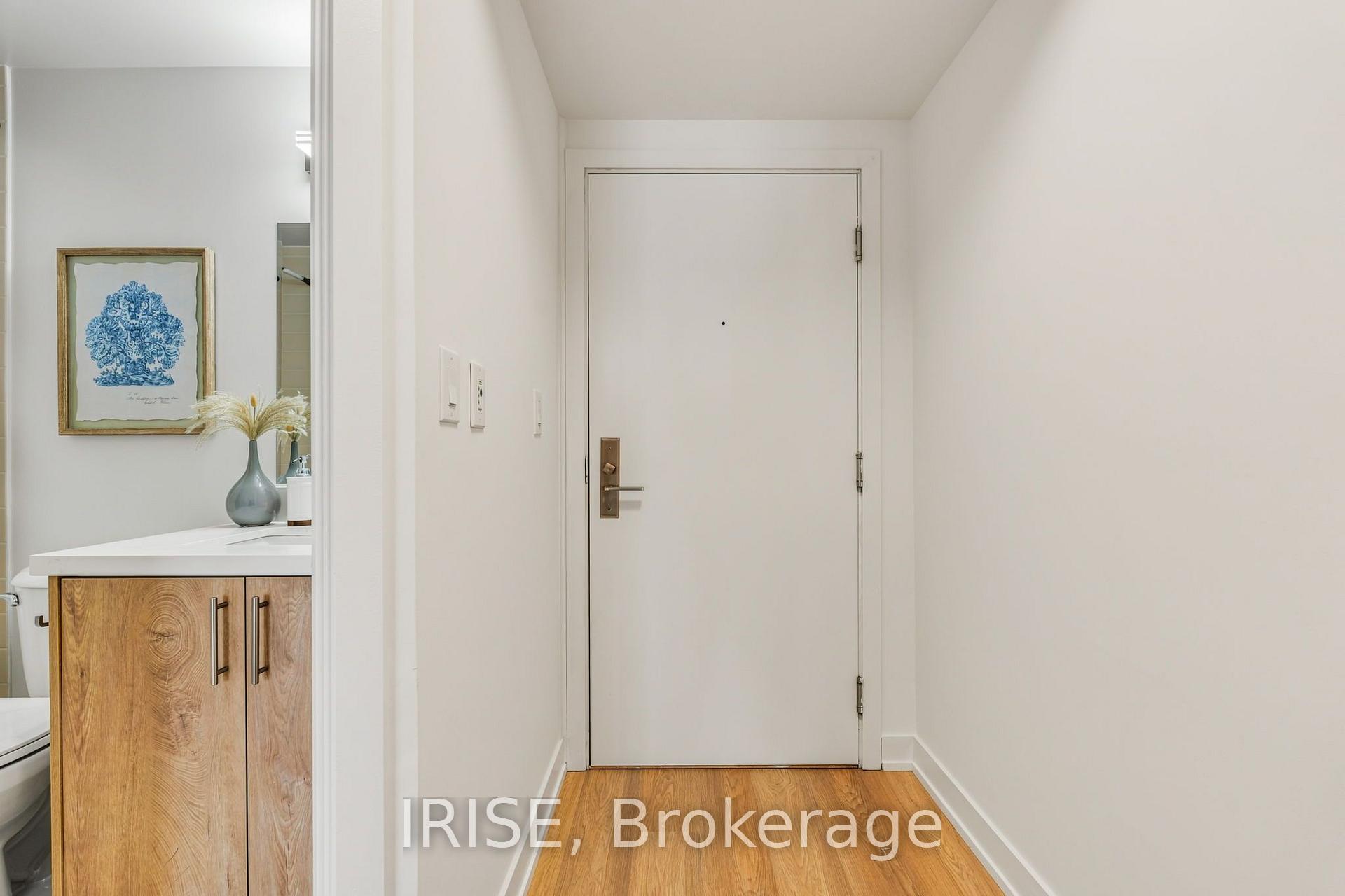 Photo 10 of Unit 1006, 5740 Yonge Street, North York, Newtonbrook West — HOMEH