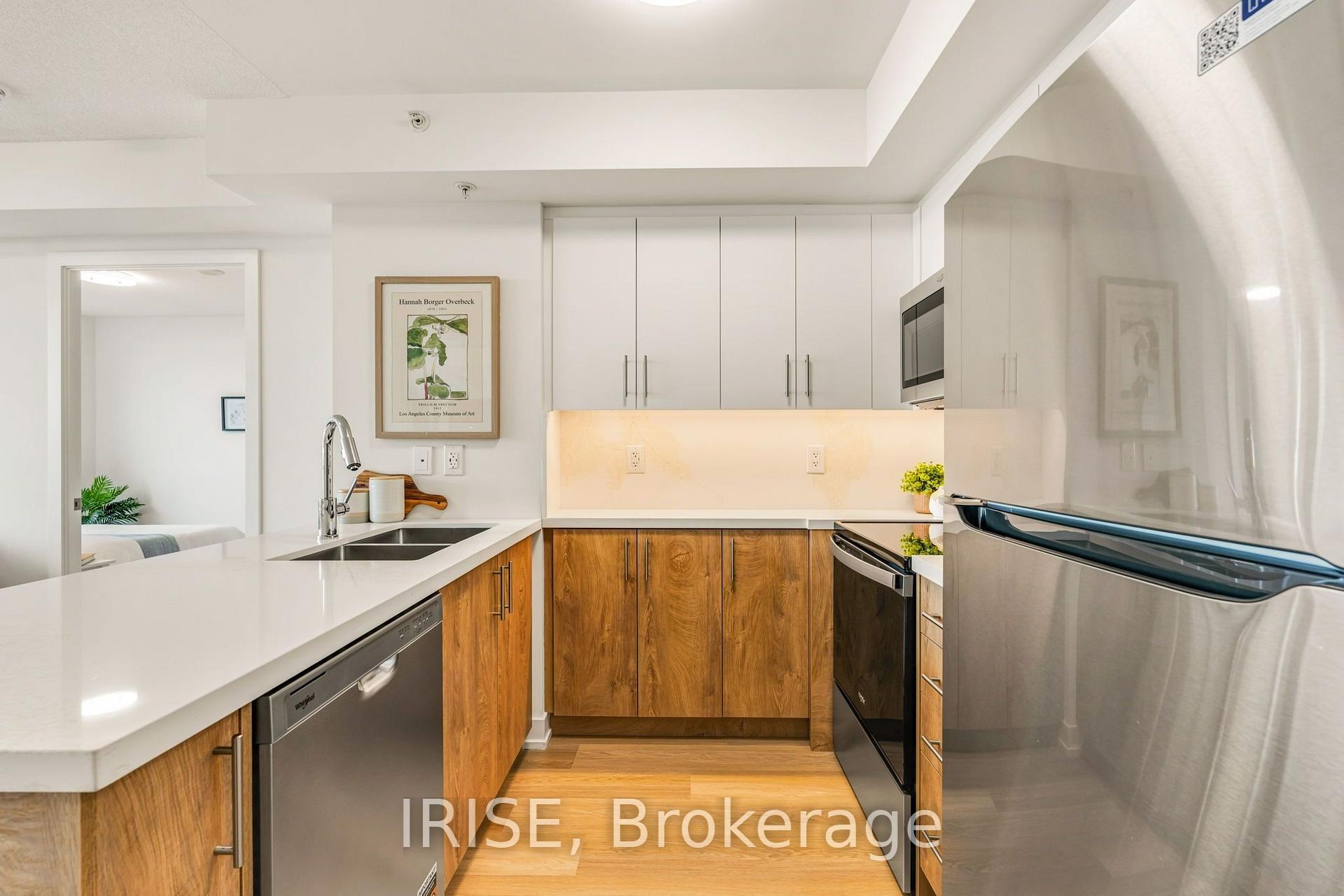 Photo 5 of Unit 1006, 5740 Yonge Street, North York, Newtonbrook West — HOMEH