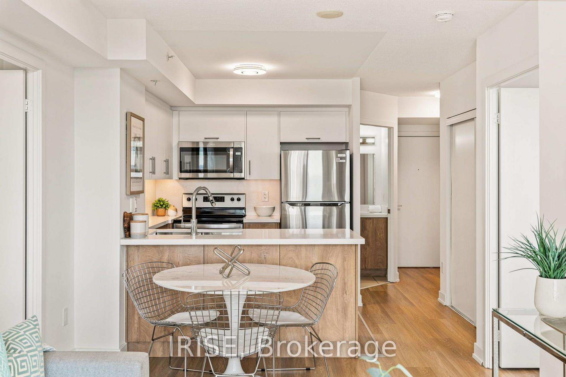 Photo 15 of Unit 1006, 5740 Yonge Street, North York, Newtonbrook West — HOMEH