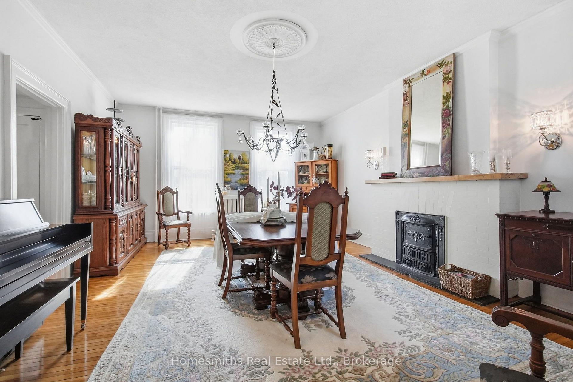 Photo 9 of 35 Beech Avenue, Clarington, Bowmanville — HOMEH