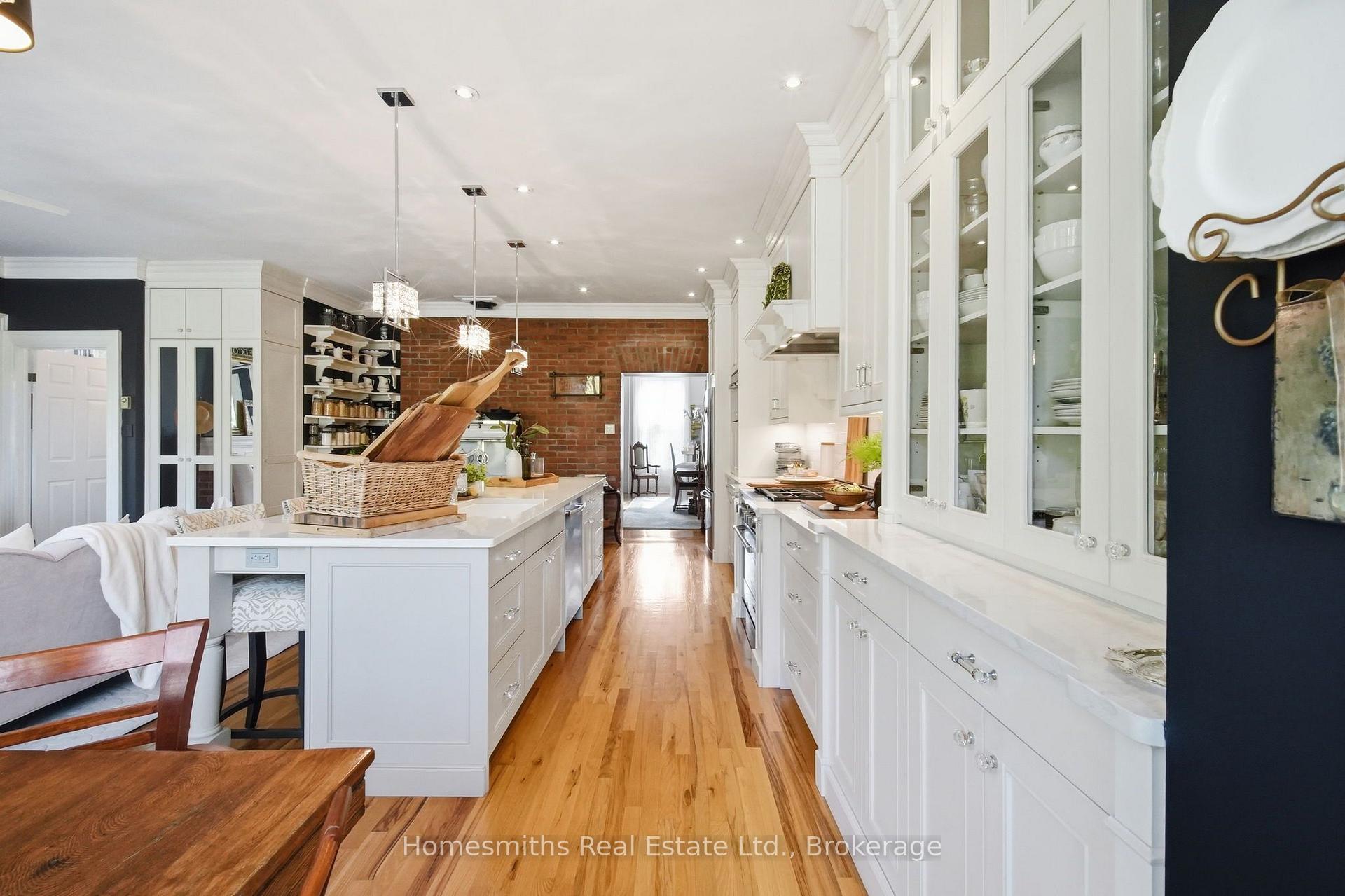 Photo 12 of 35 Beech Avenue, Clarington, Bowmanville — HOMEH