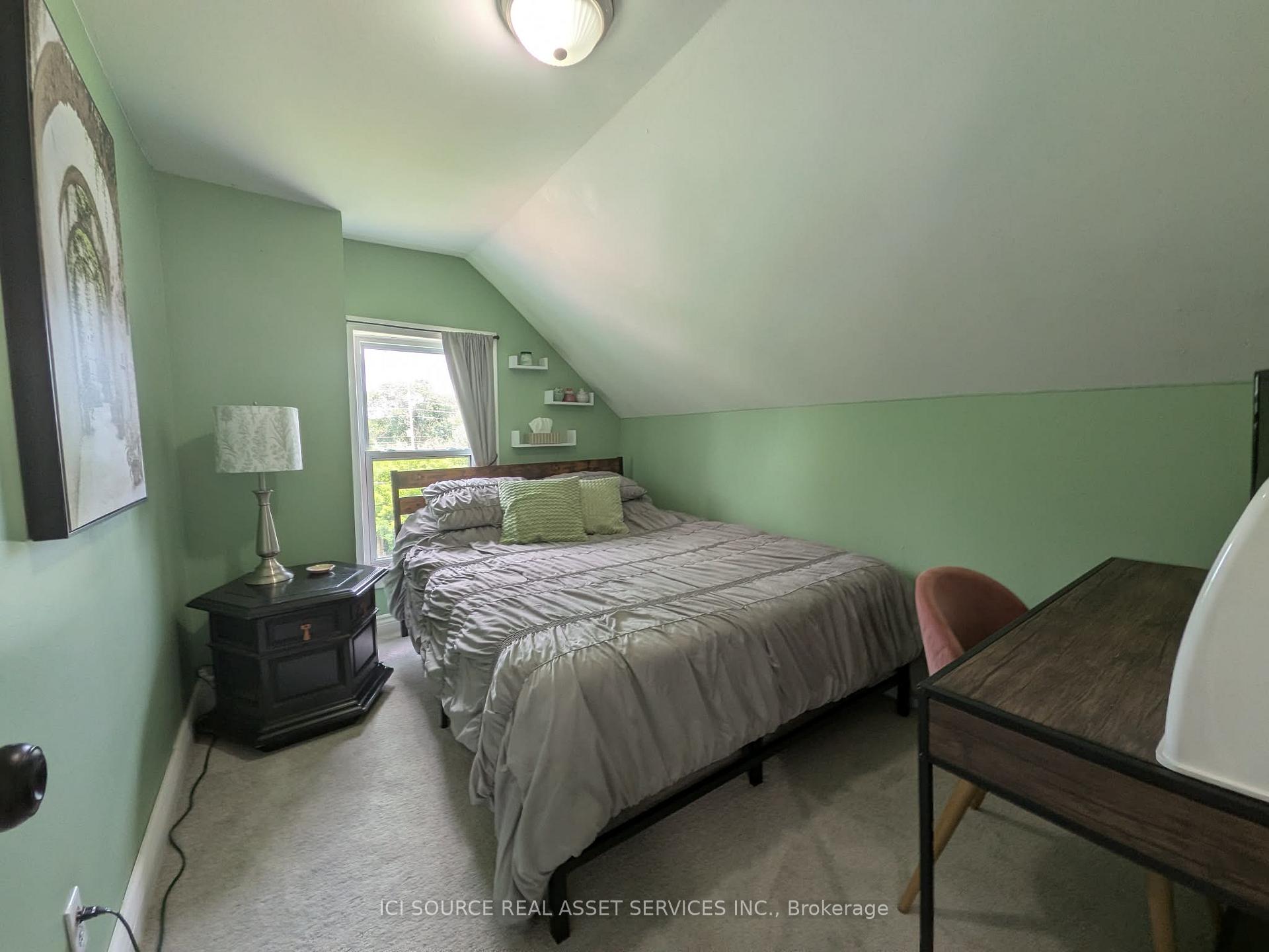 Photo 15 of 151 Singleton Drive, Belleville, Belleville Ward — HOMEH