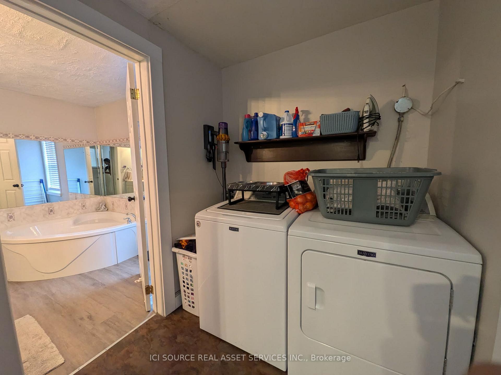 Photo 17 of 151 Singleton Drive, Belleville, Belleville Ward — HOMEH