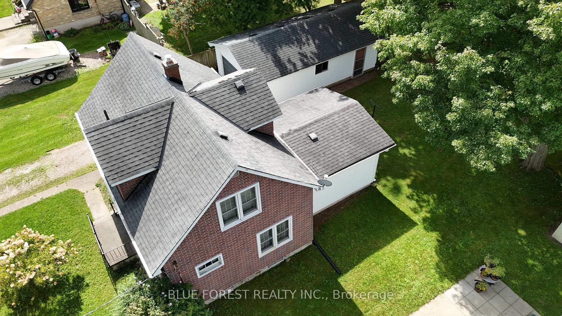 Photo 5 of 228 Flora Street, West Elgin, Rodney — HOMEH
