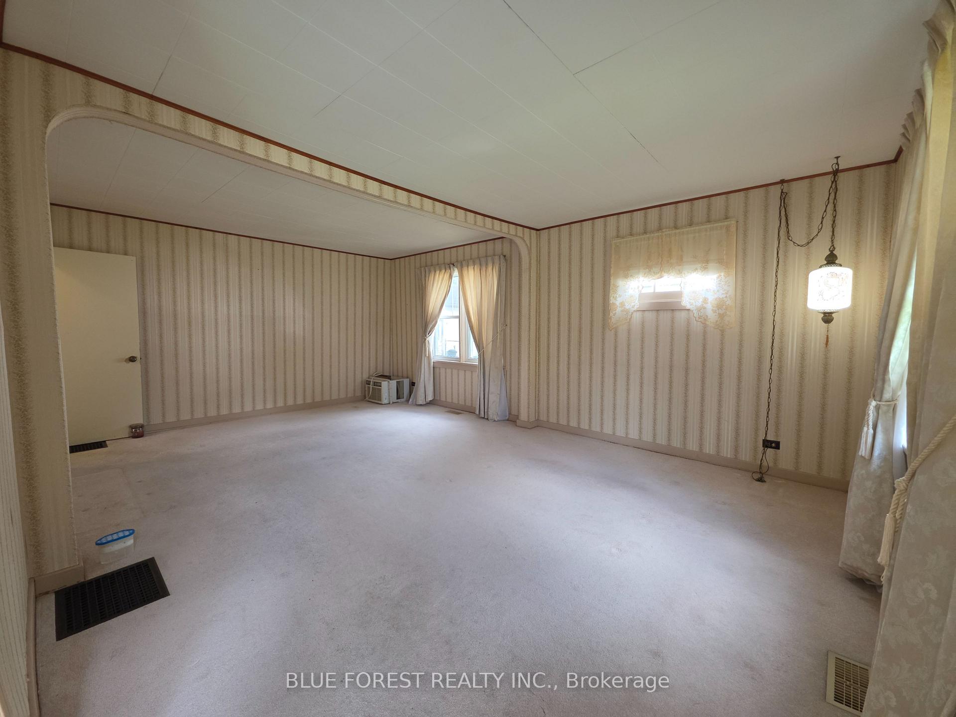 Photo 19 of 228 Flora Street, West Elgin, Rodney — HOMEH