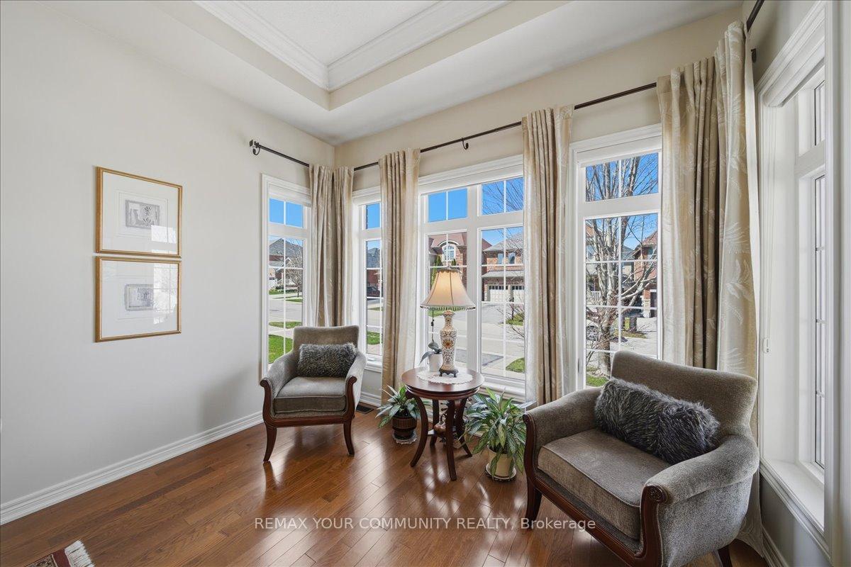 Photo 7 of 51 Tonner Crescent, Aurora, Bayview Northeast — HOMEH