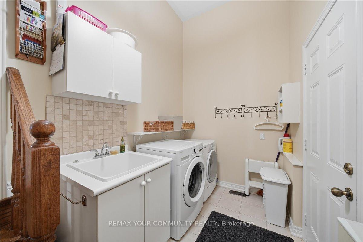 Photo 30 of 51 Tonner Crescent, Aurora, Bayview Northeast — HOMEH