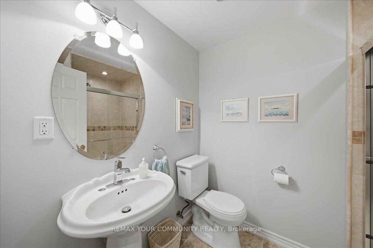 Photo 35 of 51 Tonner Crescent, Aurora, Bayview Northeast — HOMEH