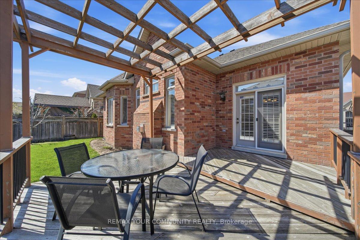 Photo 40 of 51 Tonner Crescent, Aurora, Bayview Northeast — HOMEH