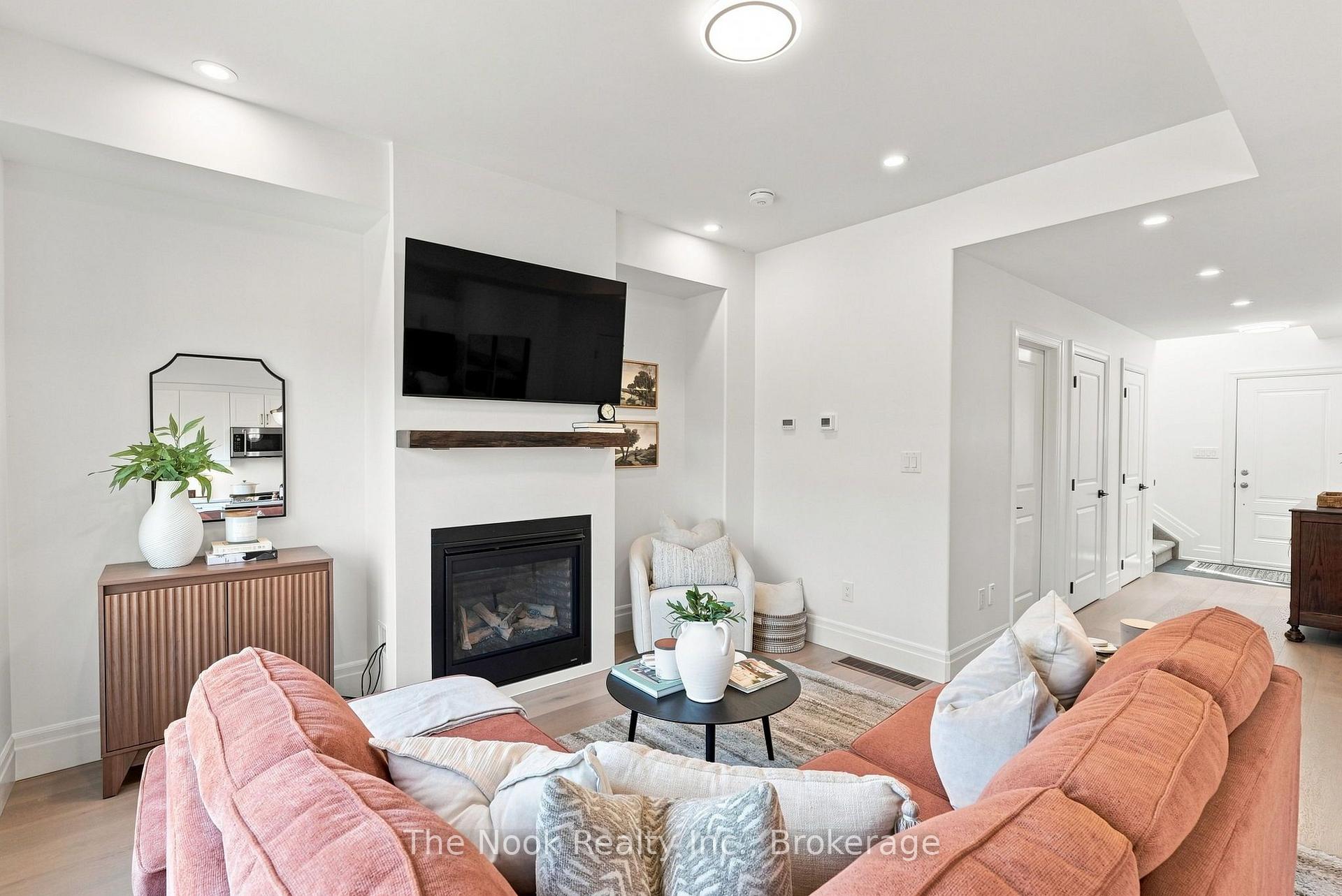 Photo 10 of 30 Campbell Crescent, Prince Edward County, Picton Ward — HOMEH