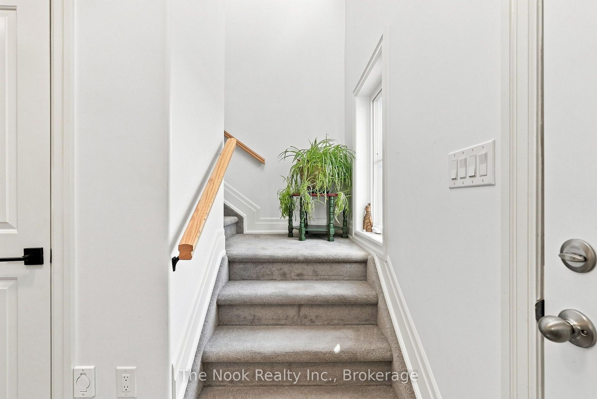 Photo 22 of 30 Campbell Crescent, Prince Edward County, Picton Ward — HOMEH
