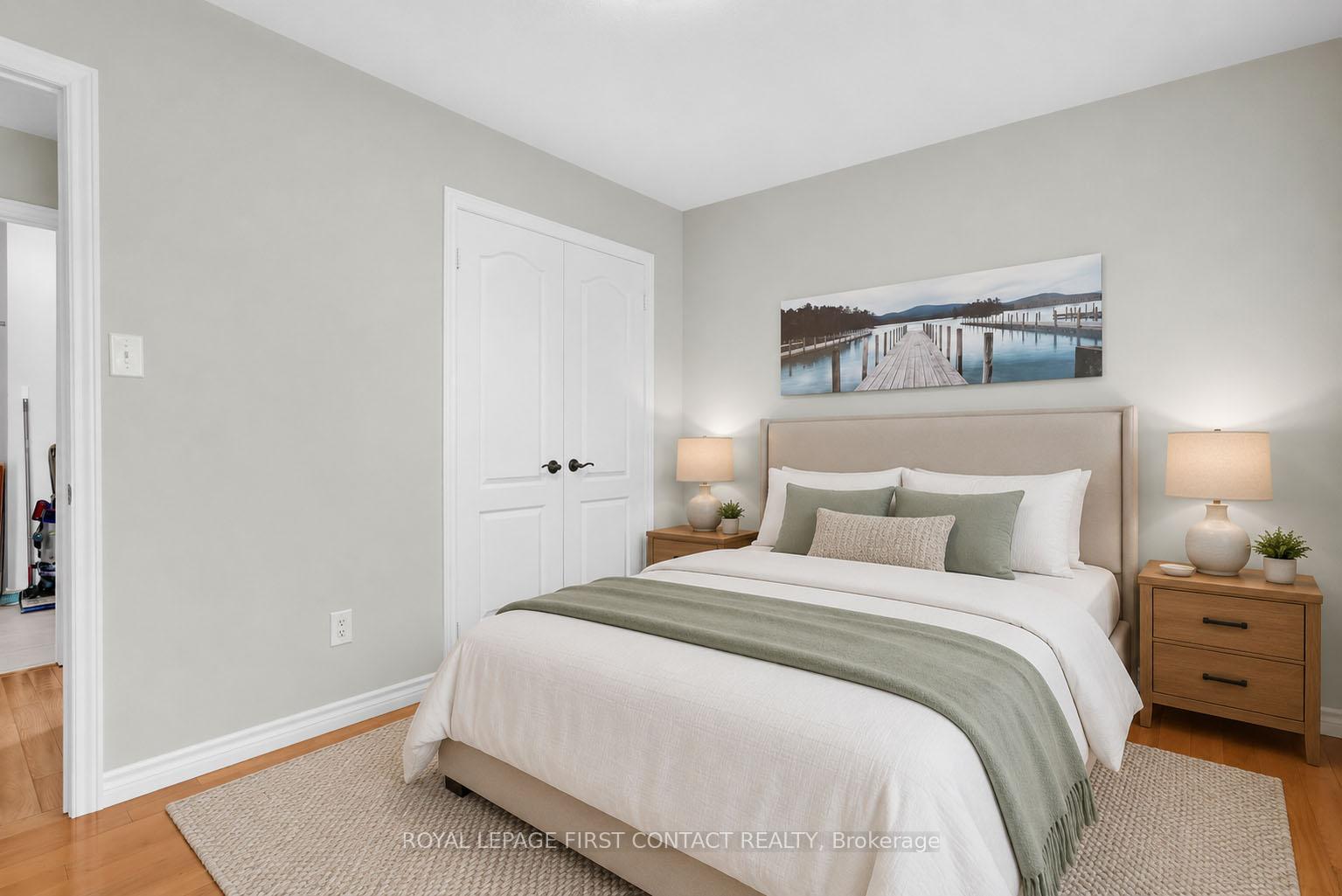 Photo 17 of 3 Maple Crown Terrace, Barrie, Innis-Shore — HOMEH