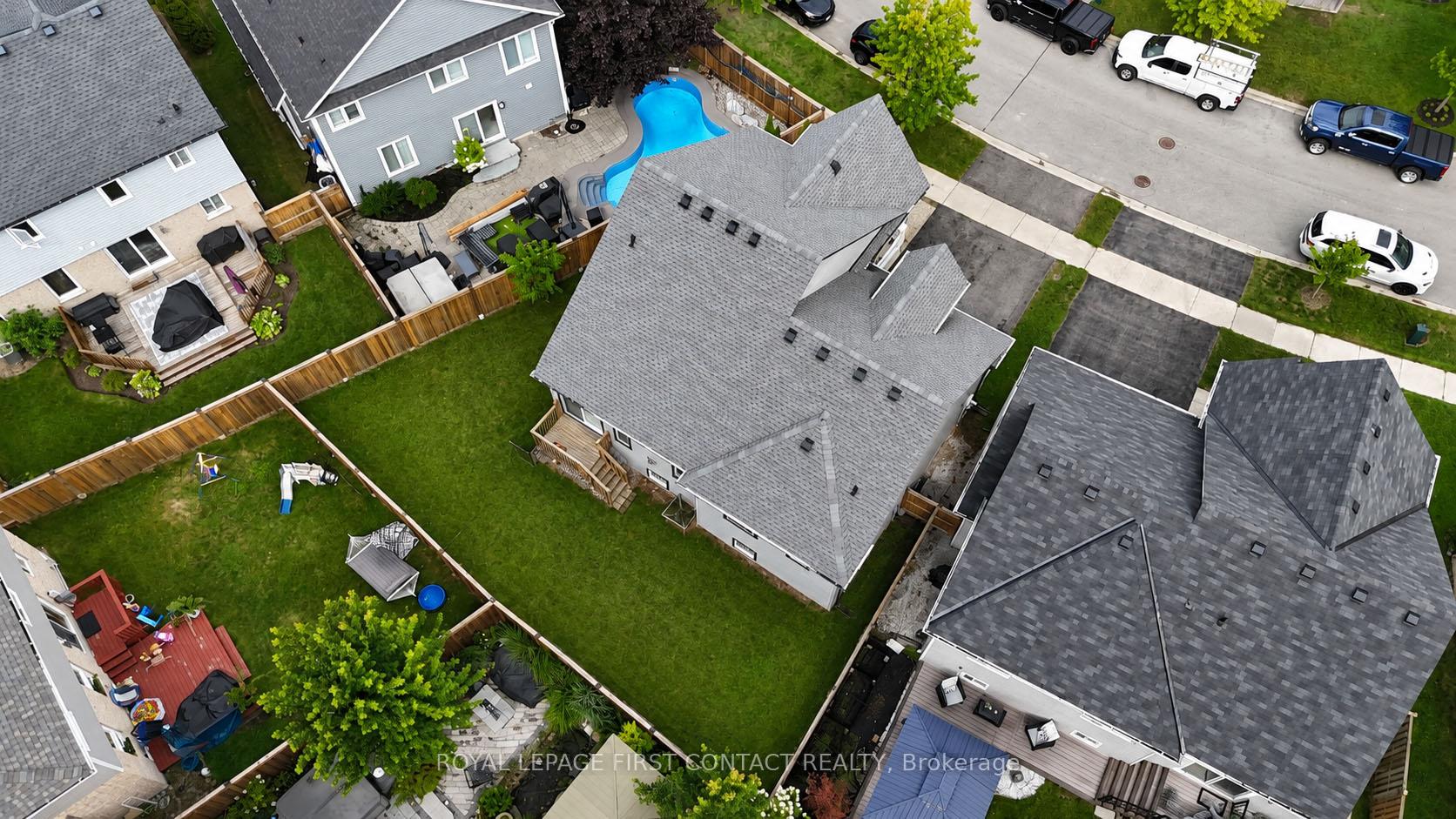 Photo 33 of 3 Maple Crown Terrace, Barrie, Innis-Shore — HOMEH