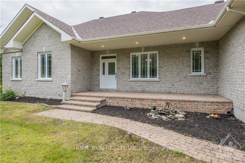 Photo 2 of 840 David Manchester Road, Ottawa, Huntley Ward (South West) — HOMEH