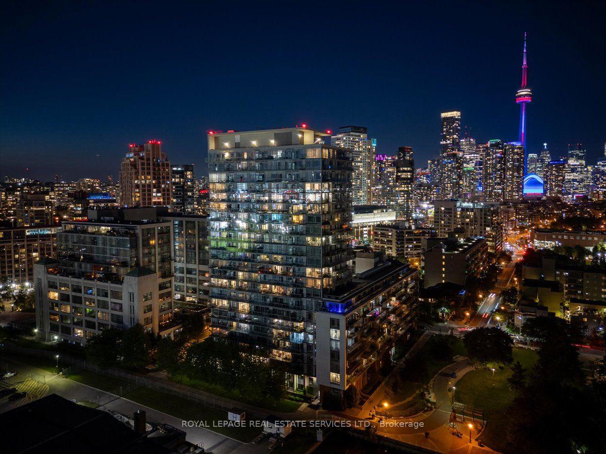 Photo 2 of Unit LPH01, 90 Stadium Road, Toronto, Waterfront Communities — HOMEH