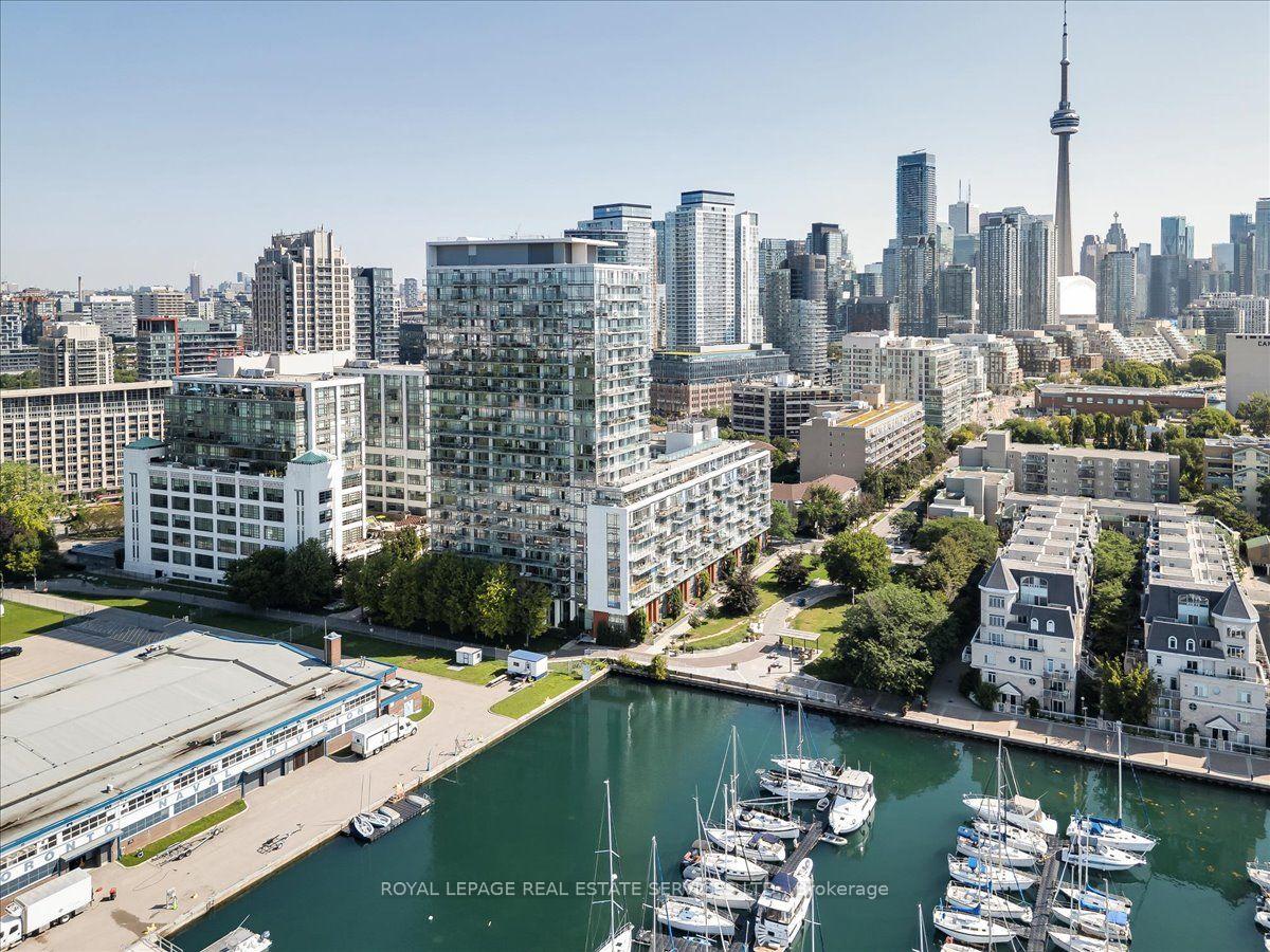 Photo 3 of Unit LPH01, 90 Stadium Road, Toronto, Waterfront Communities — HOMEH
