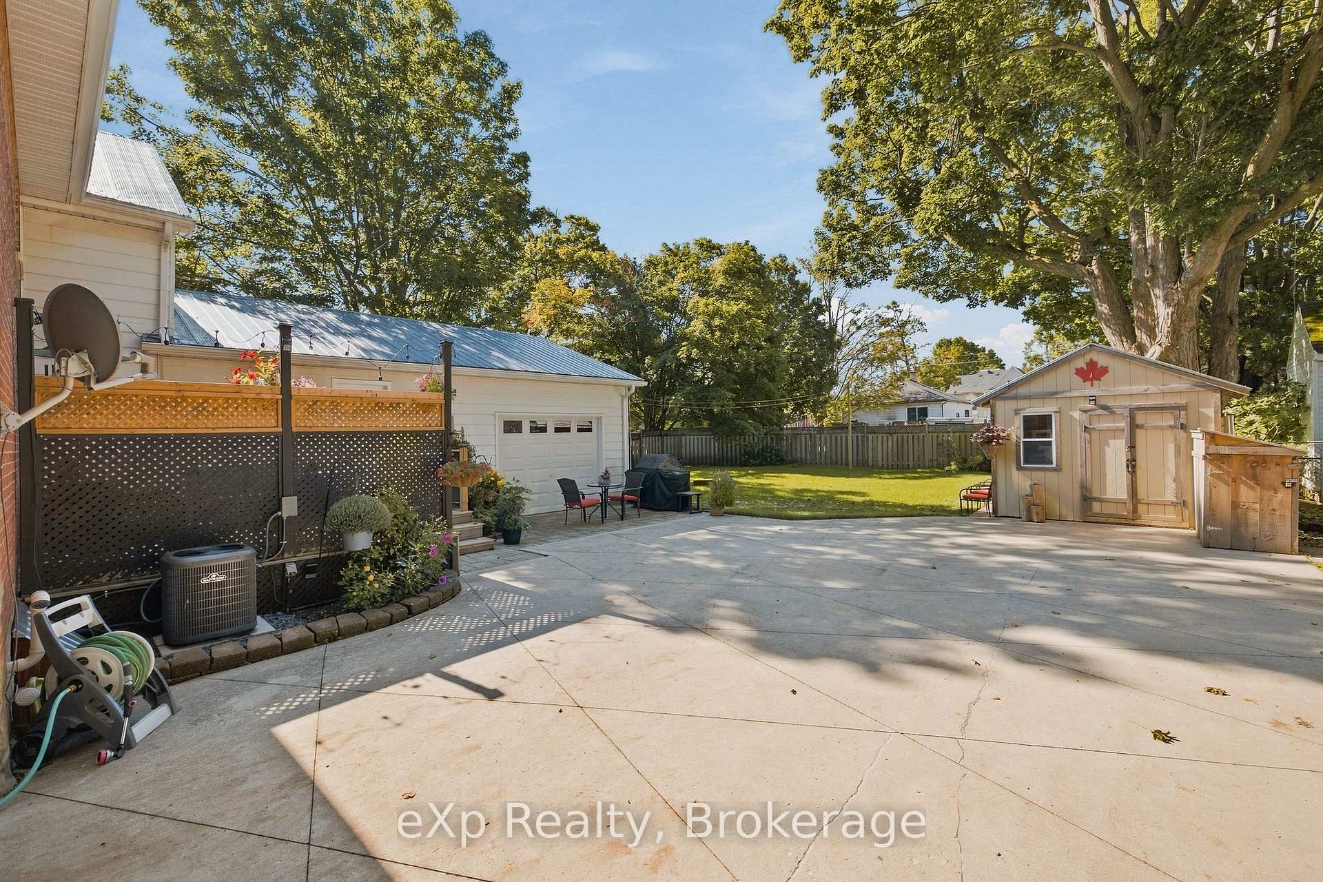 Photo 39 of 51 Osprey Street S, Southgate — HOMEH