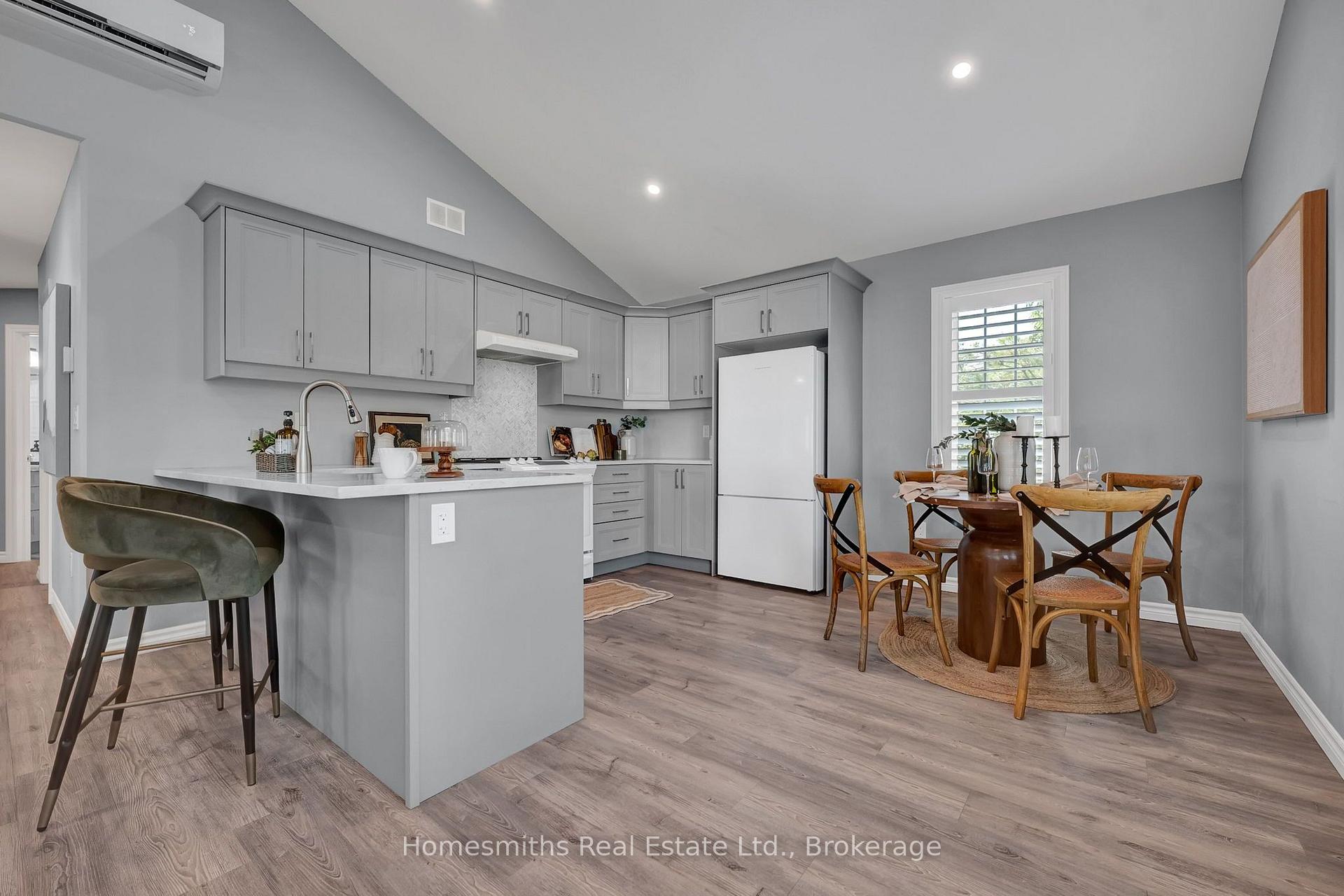 Photo 16 of Unit 404, 300 Croft Street, Port Hope — HOMEH