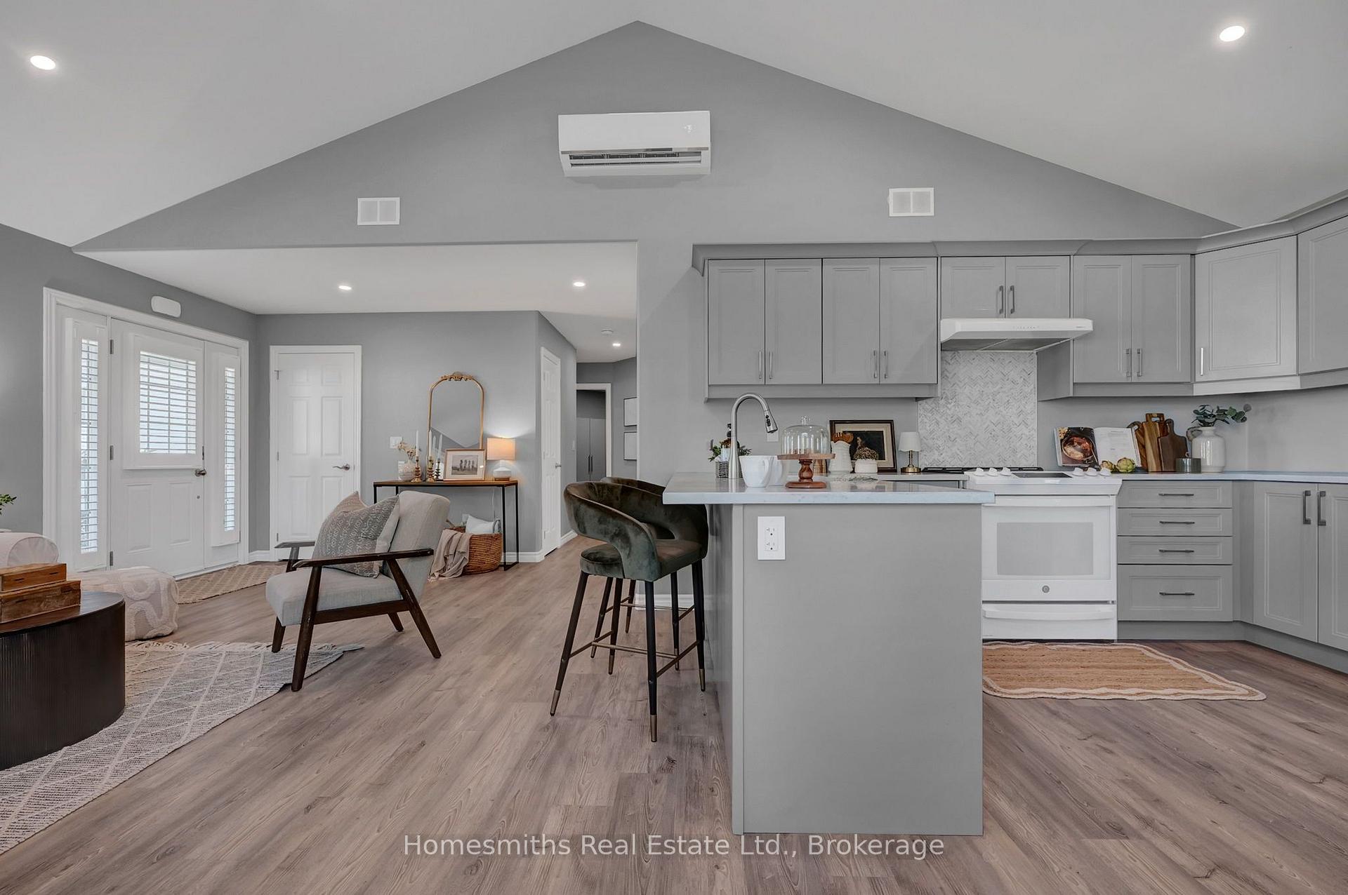Photo 22 of Unit 404, 300 Croft Street, Port Hope — HOMEH